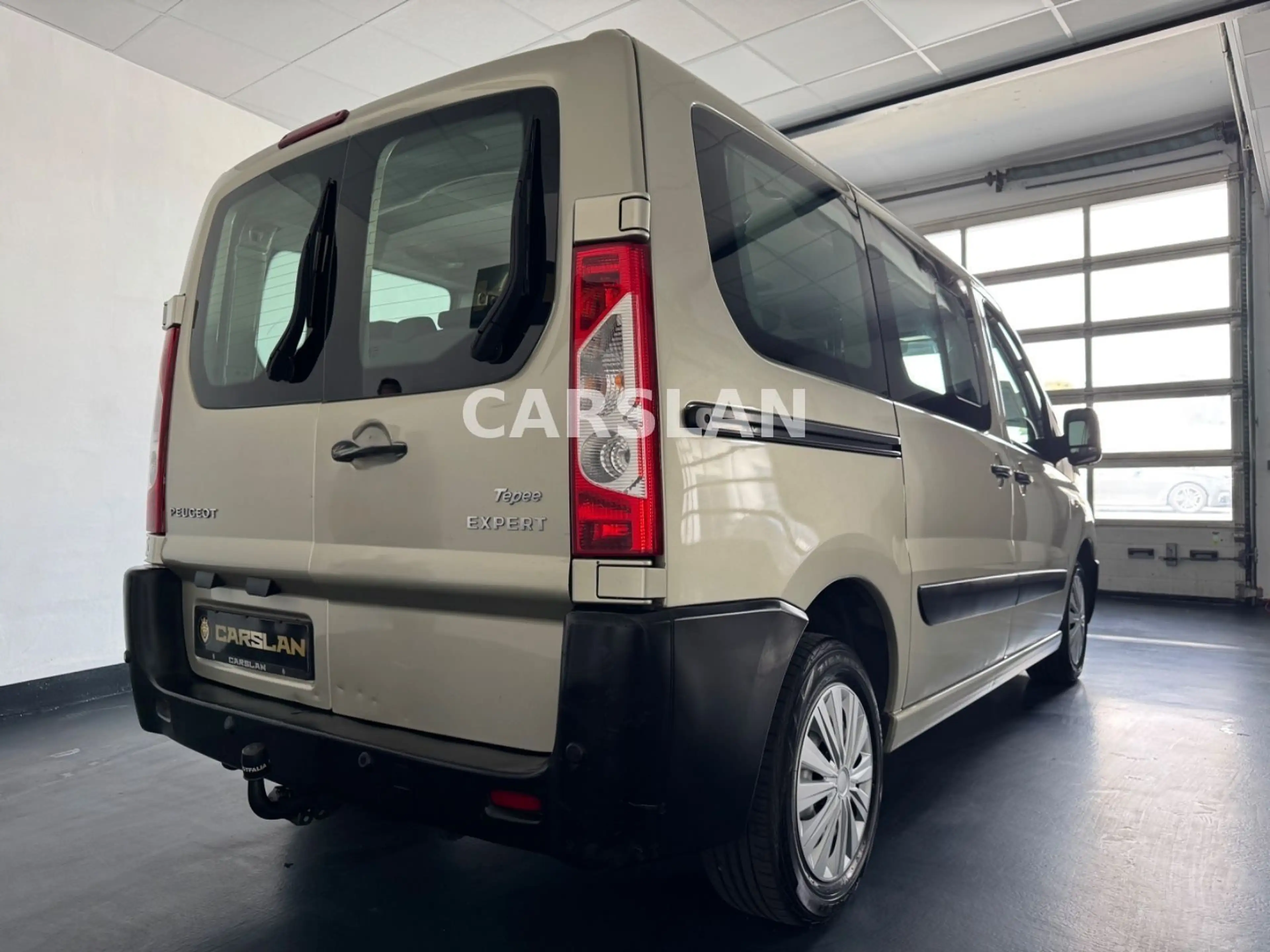 Peugeot Expert 2.0 "2.HAND+8-SITZER+KLIMA+AHK+PDC" — photo 14