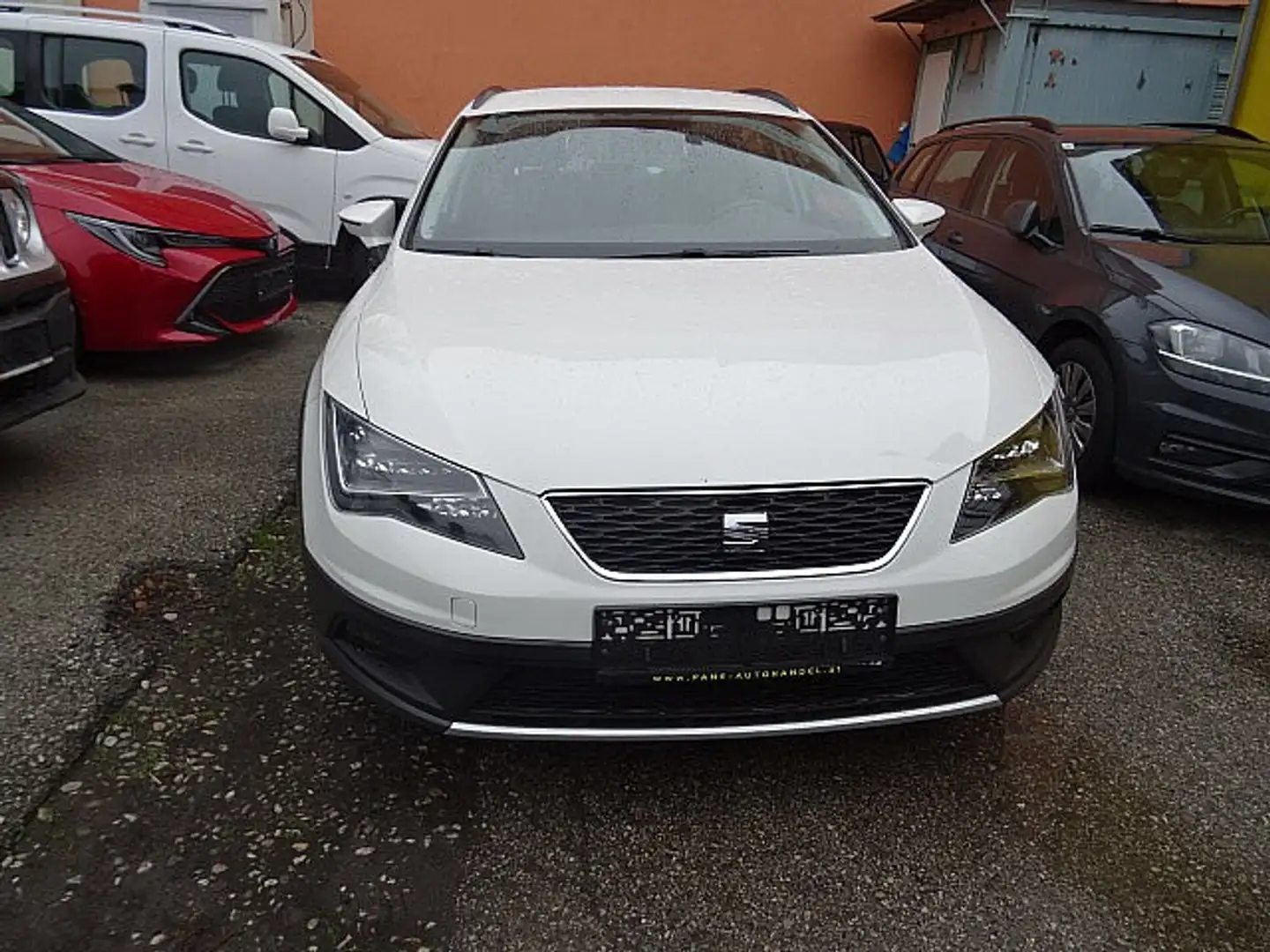 SEAT Leon ST X-Perience 1,6 TDI CR 4Drive Weiß - 1