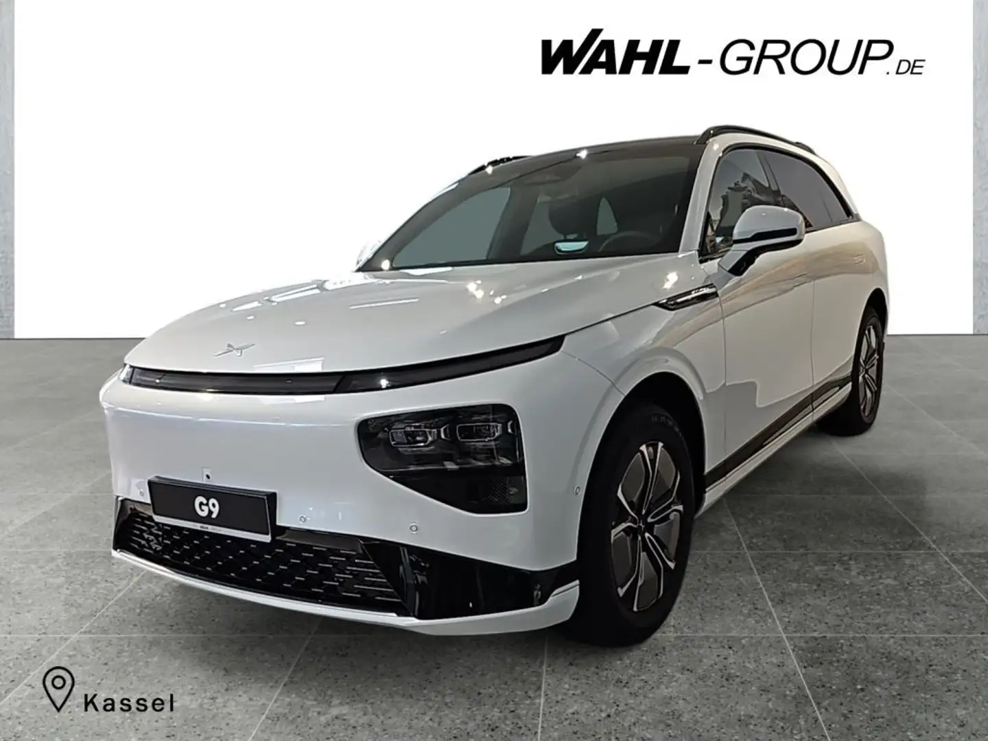 Xpeng G9 Long Range, AHK, Premium Paket Schwarz Blanco - 1