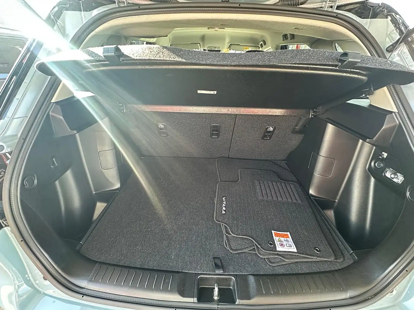 Suzuki Vitara 1,4 DITC Hybrid ALLGRIP shine Blau - 2