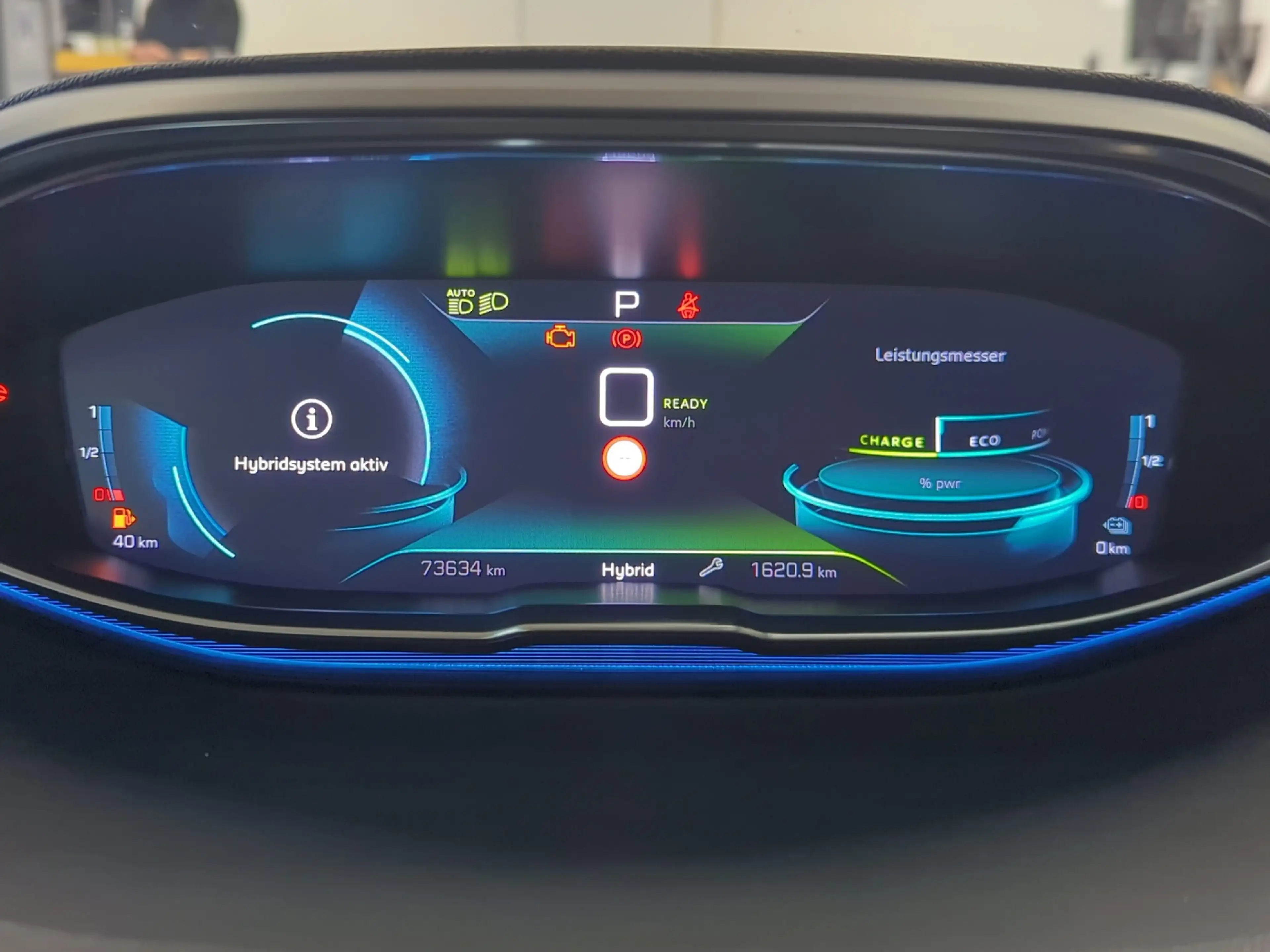 Peugeot 3008 PHEV 225 Allure LED+Navi+SHZ+2xKlima+Kam — photo 10