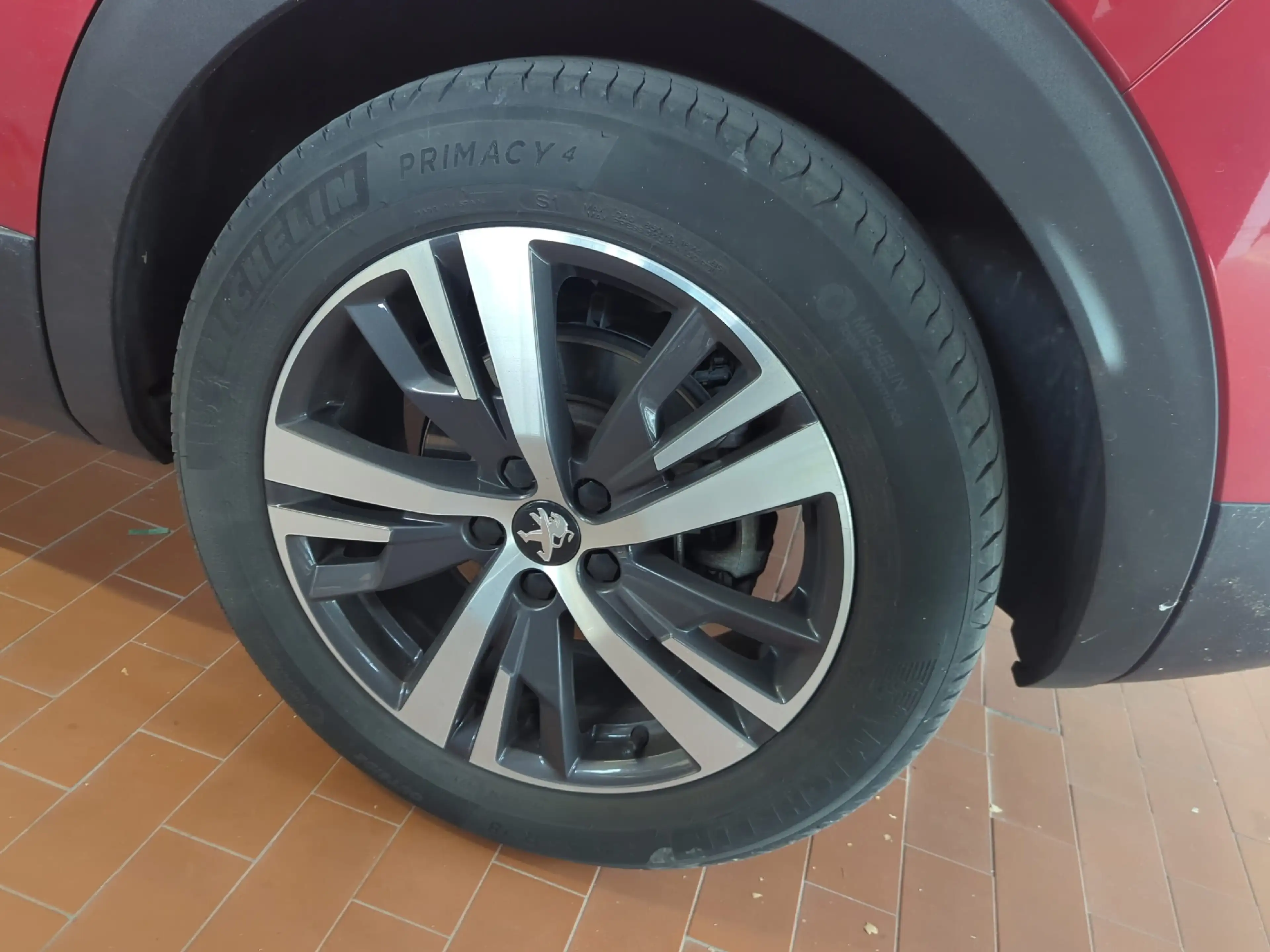 Peugeot 3008 PHEV 225 Allure LED+Navi+SHZ+2xKlima+Kam — photo 18