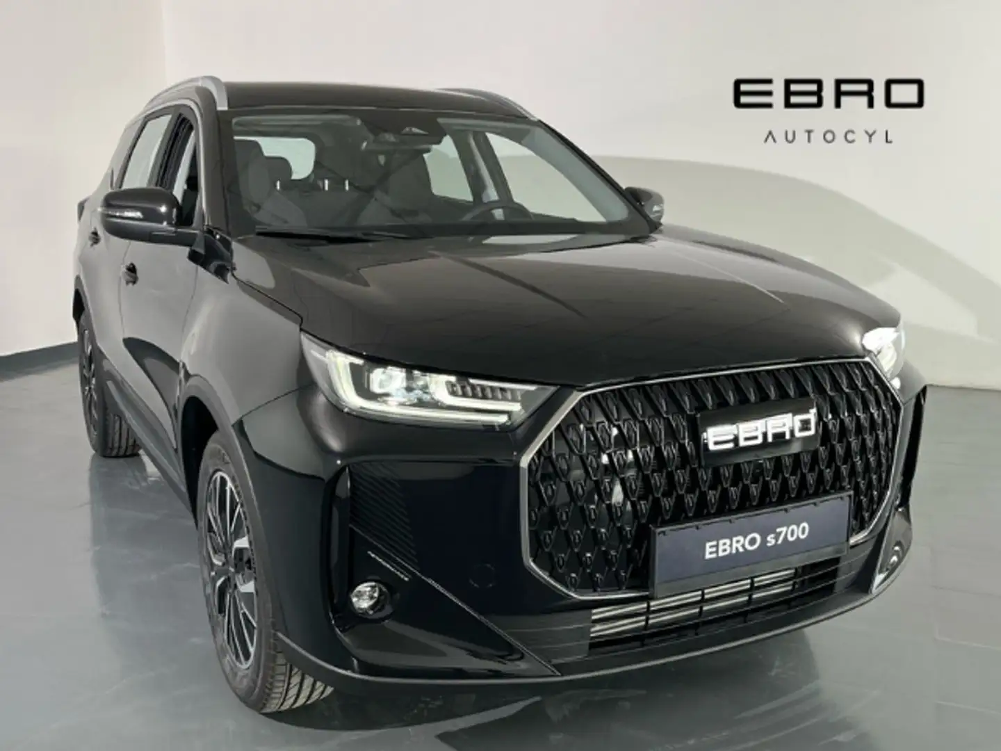 Ebro s700 1.6 TGDI 7DCT Comfort FWD Negro - 1