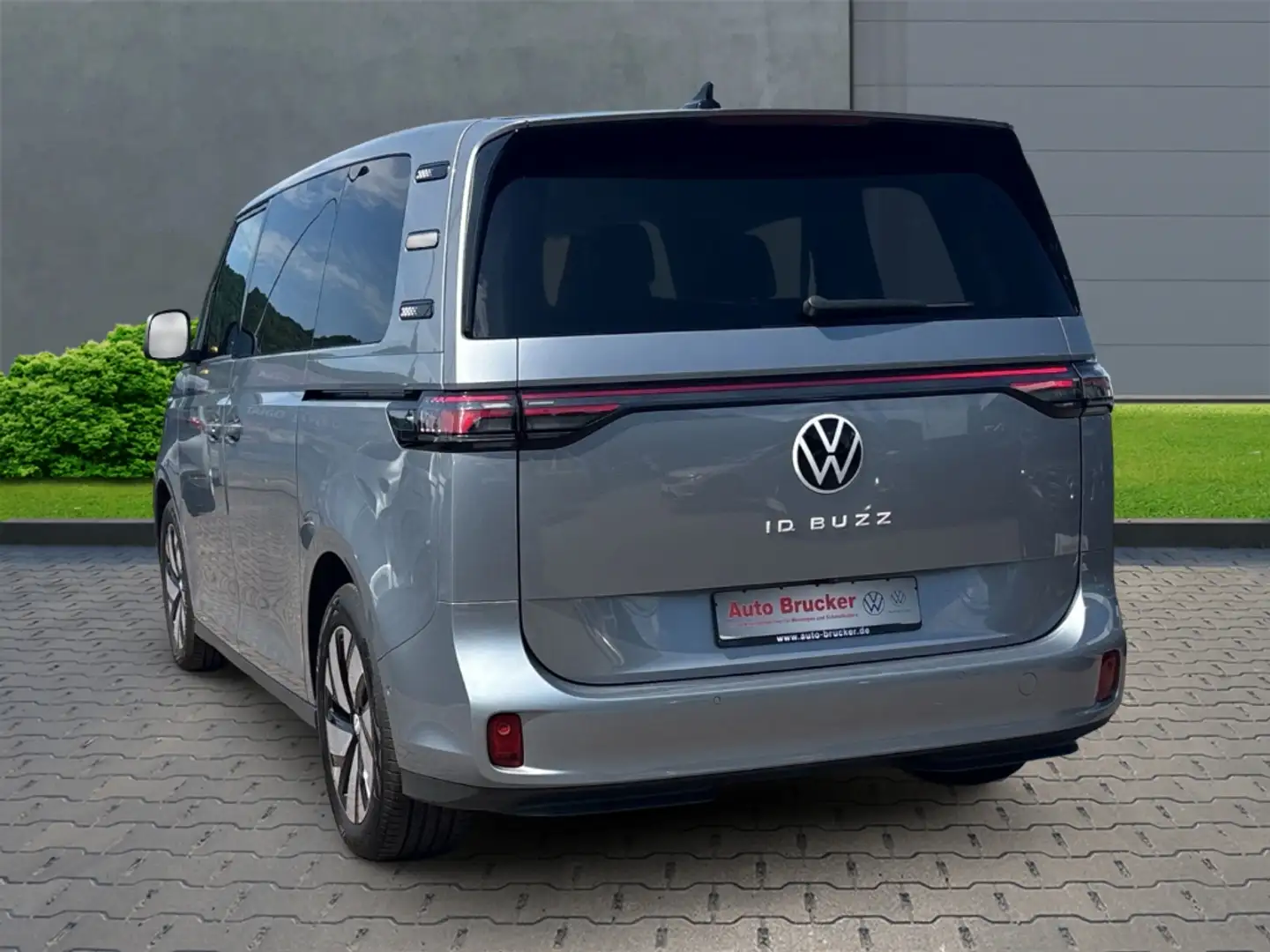 Volkswagen ID. Buzz Bus 150 kW Pro+Parklenkassistent+Sitzheizung+Sprac Argintiu - 2