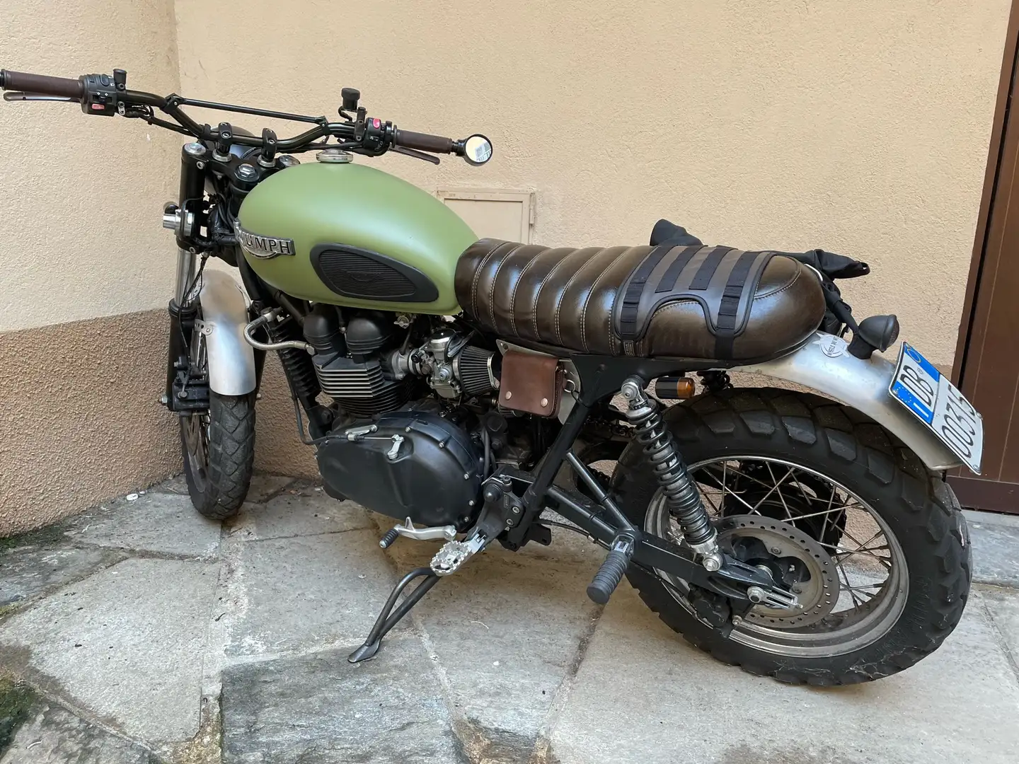 Triumph Scrambler - 1
