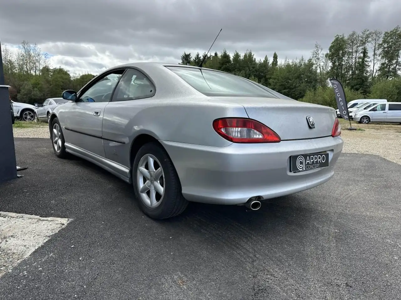 Peugeot 406 Coupé 3.0i V6 - 194 COUPE Pack PHASE 1, foto 10
