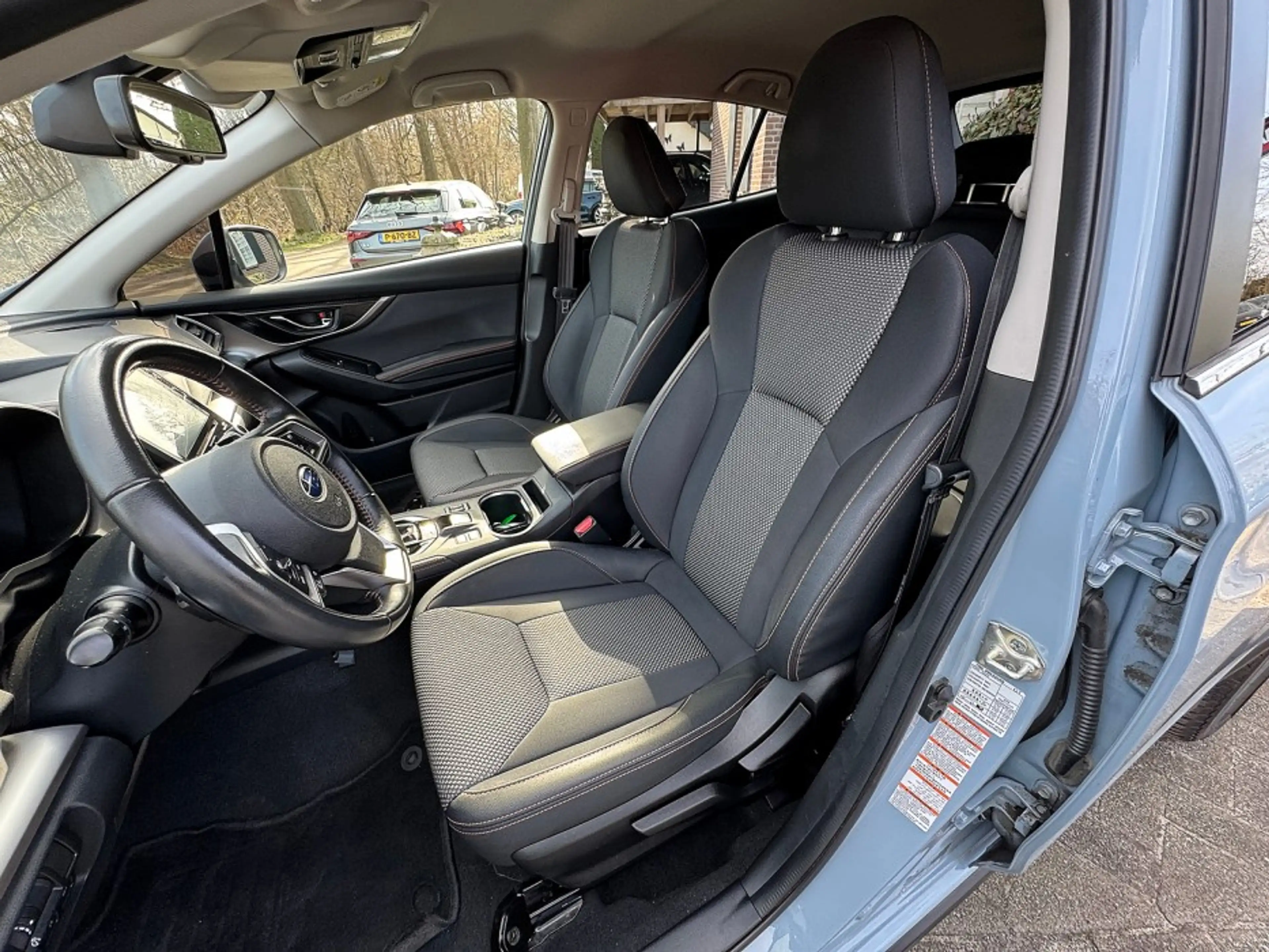 Subaru XV 2.0i autom AWD e-BOXER Luxury ecc,led,navi,lmv,car — photo 18