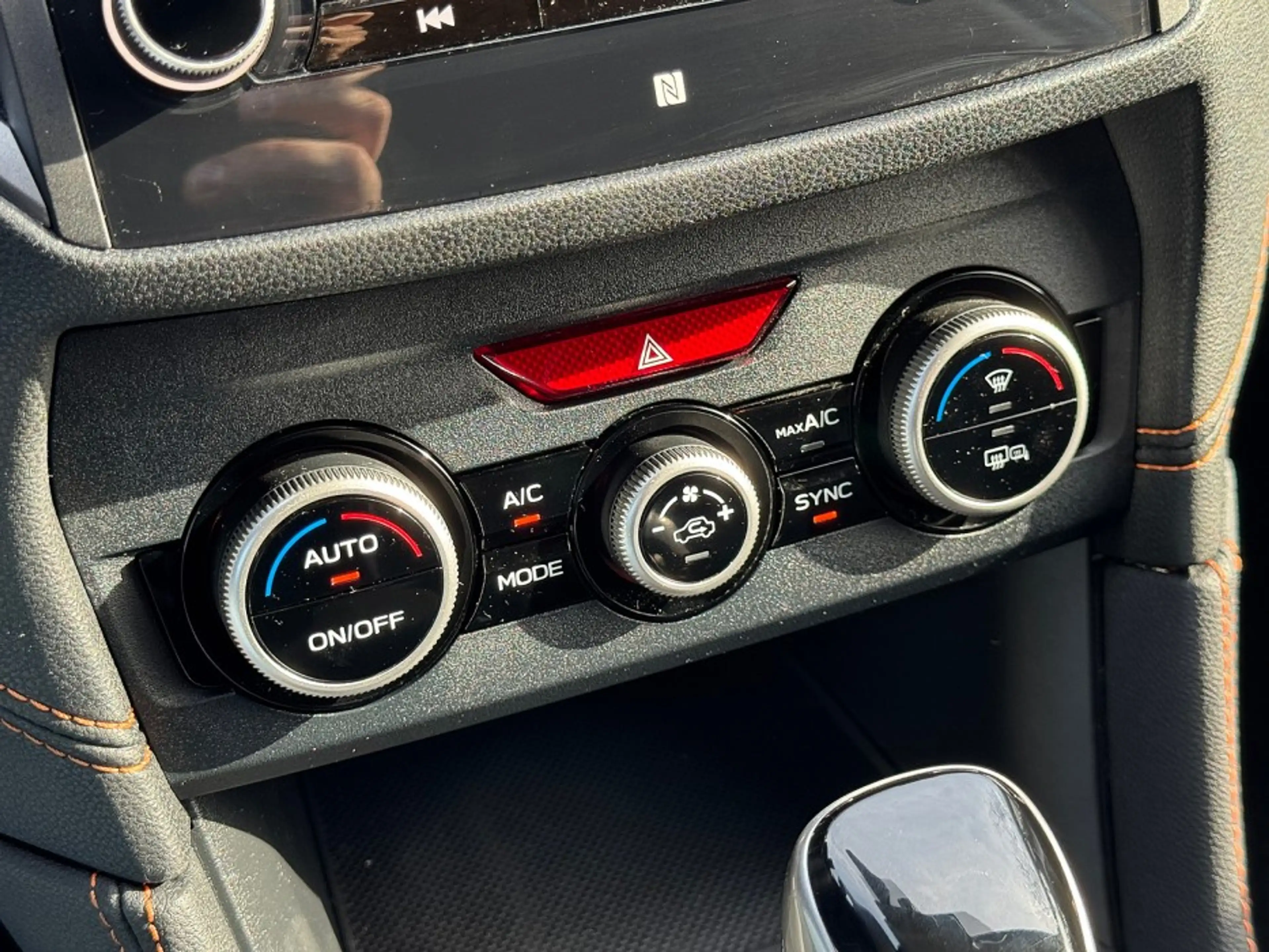 Subaru XV 2.0i autom AWD e-BOXER Luxury ecc,led,navi,lmv,car — photo 16