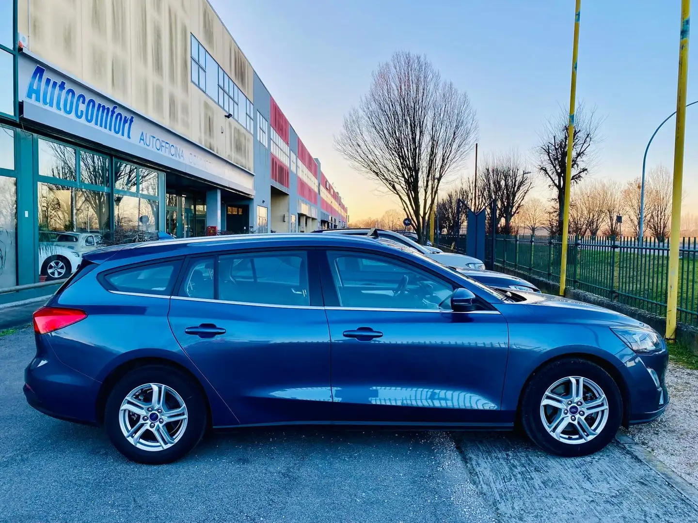 Ford Focus SW 1.5 ecoblue Business * PREZZO REALE* Azul - 2