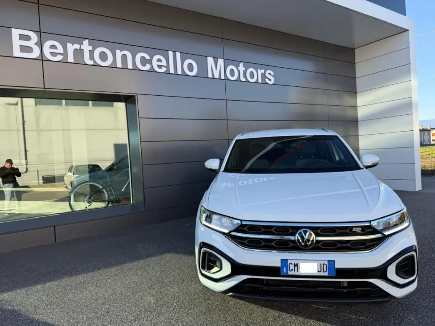 Volkswagen T-Roc 1.0 TSI 110cv R-LINE LED-CARPLAY-GARANZIA 2027 Bianco - 2