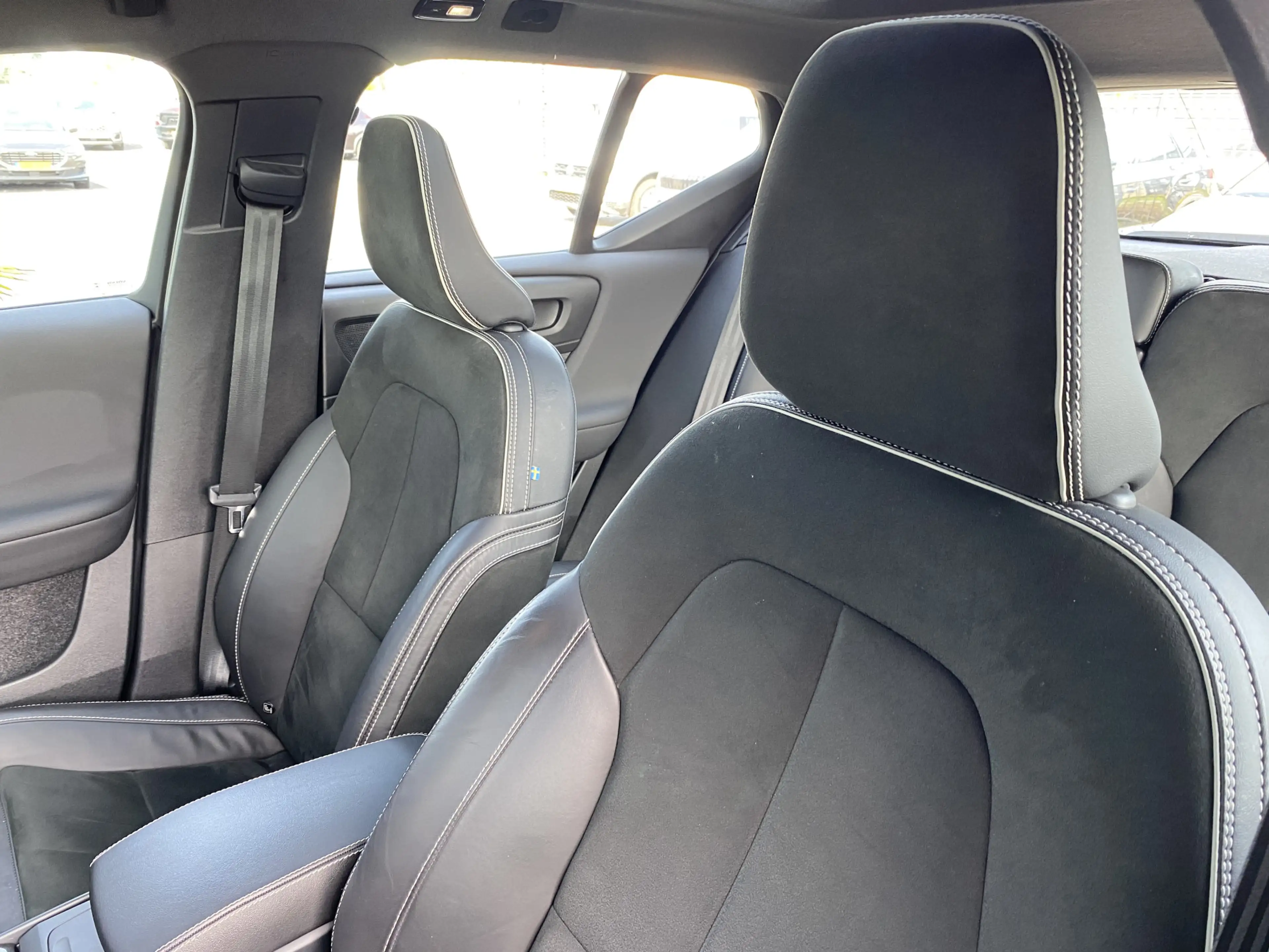 Volvo XC40 Recharge Twin Pro SOH 91.70 % Panorama Dak, 360' C — photo 19