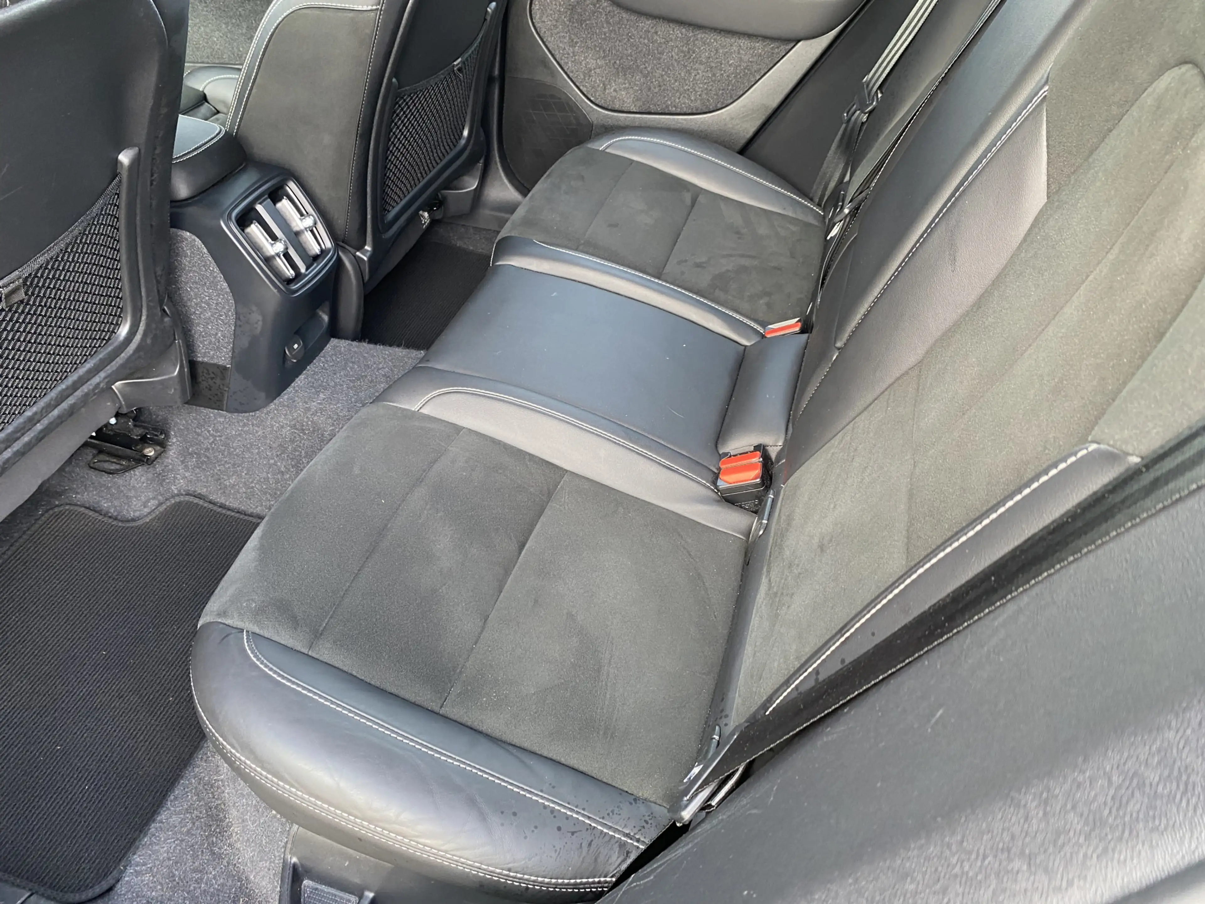Volvo XC40 Recharge Twin Pro SOH 91.70 % Panorama Dak, 360' C — photo 24