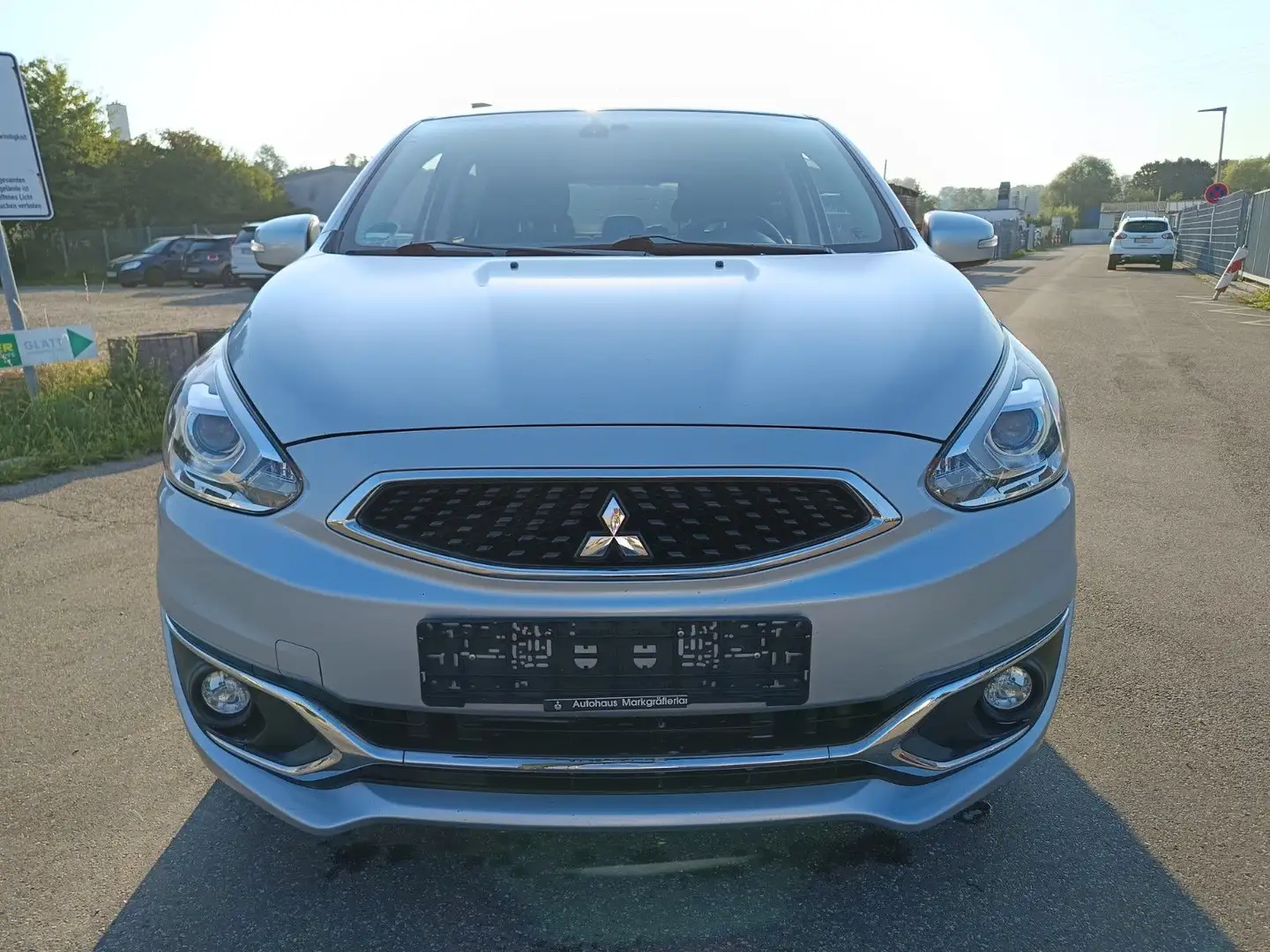 Mitsubishi Space Star Edition 100+ Silber - 2