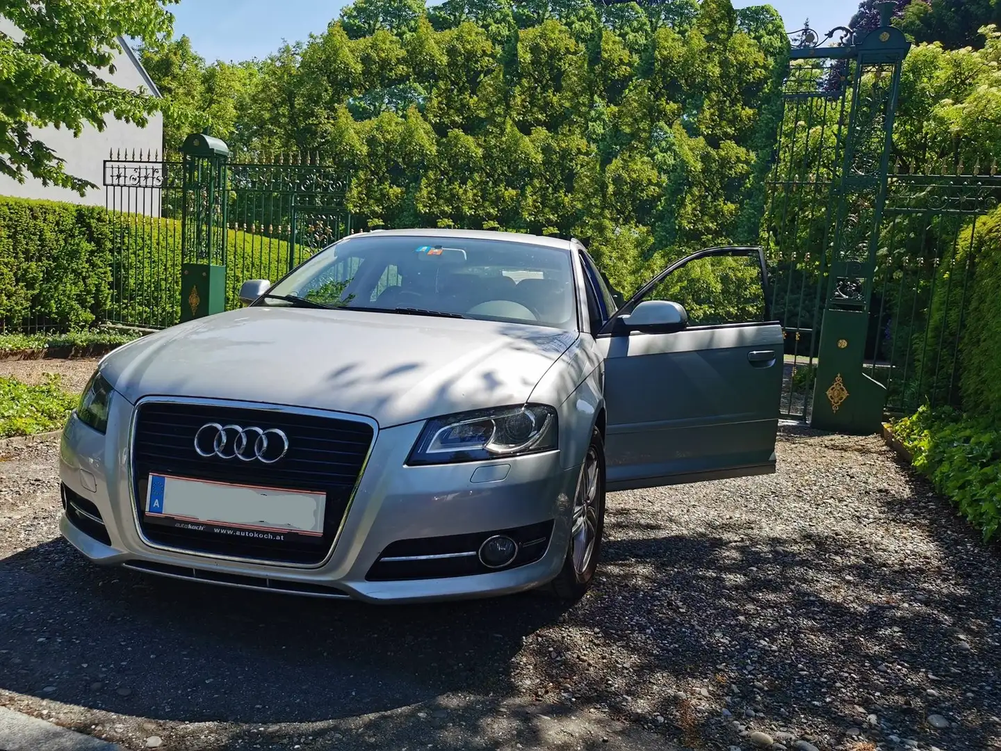 Audi A3 A3 SB S Line mit sehr sparsamen 140 PS TDI Motor! Grau - 1