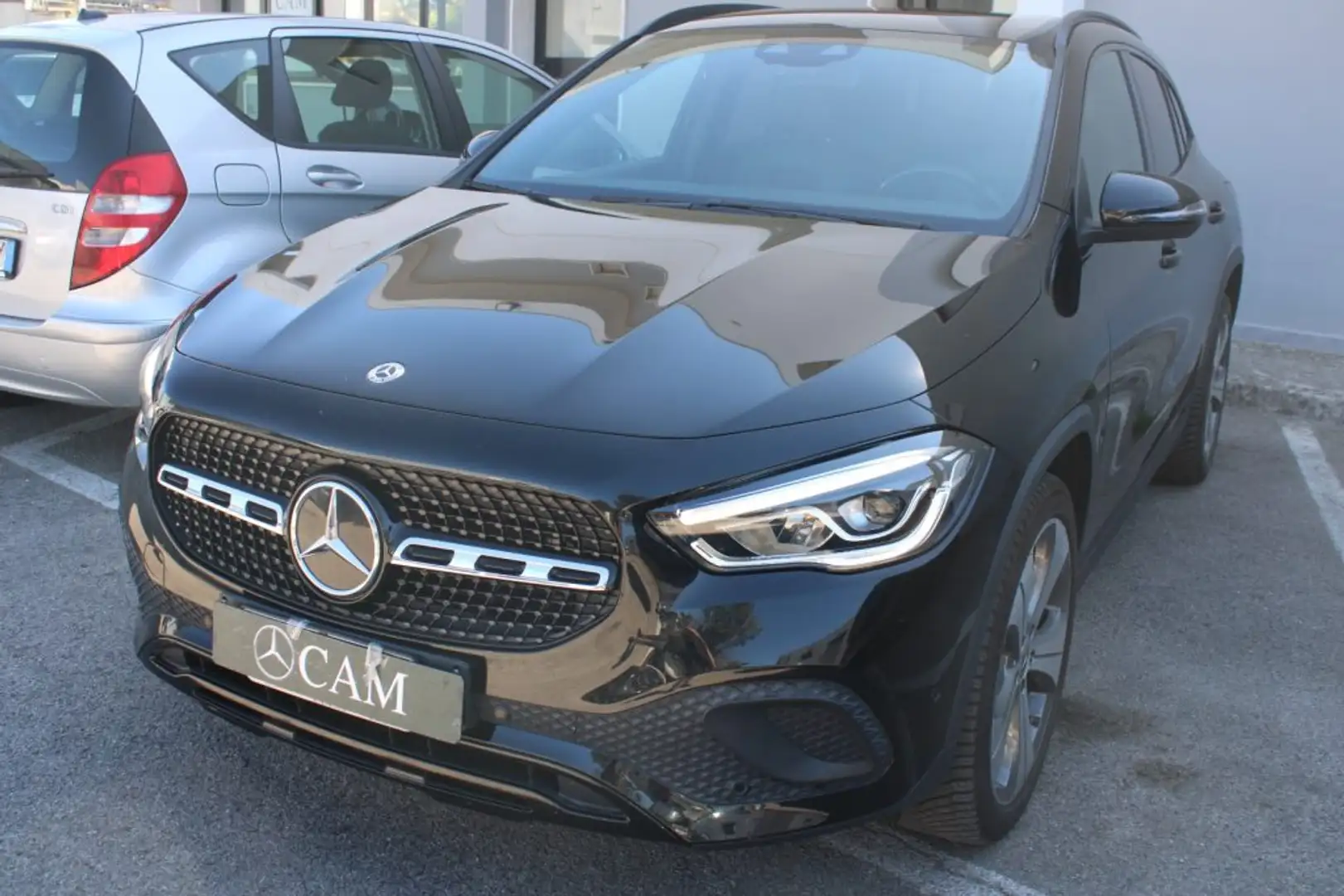Mercedes-Benz GLA 200 d Automatic Sport Noir - 1