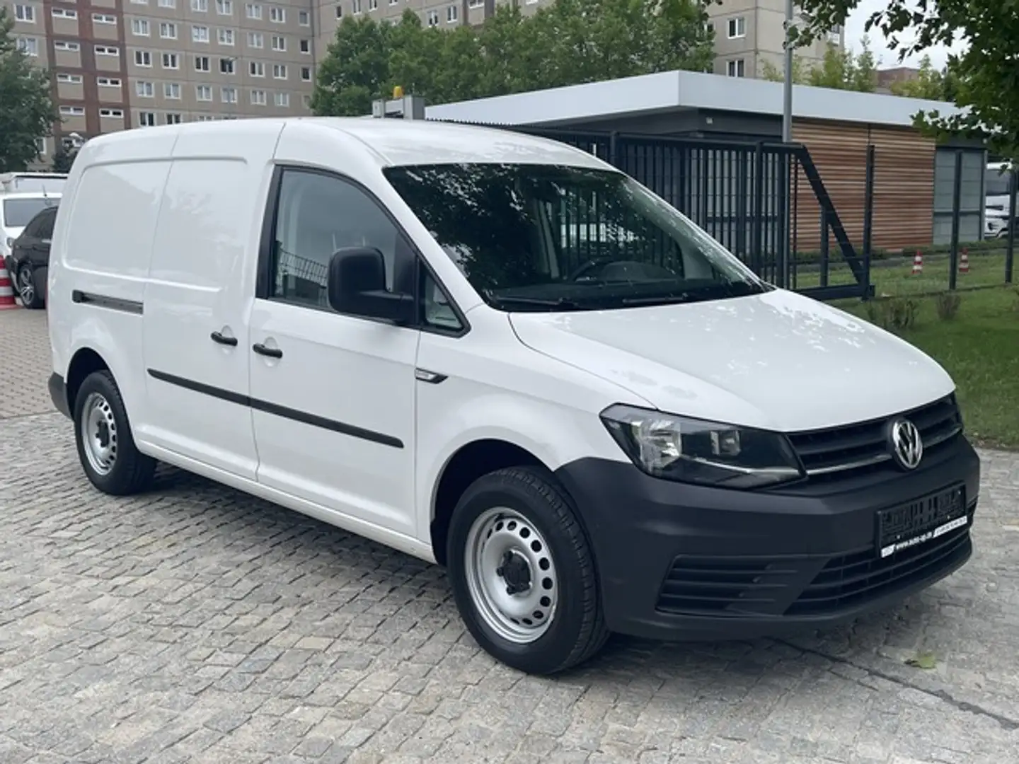 Volkswagen Caddy 1.6TDI 75kW BMT Maxi Weiß - 2