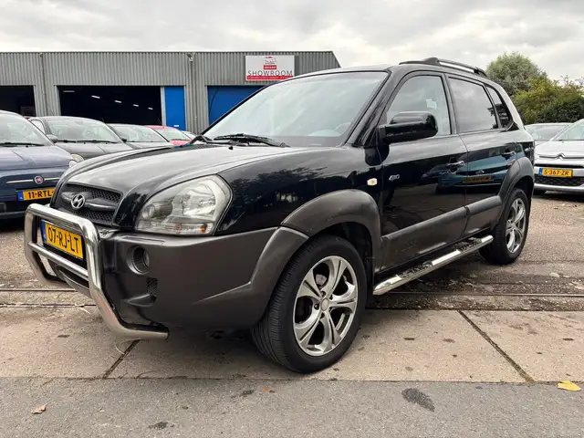 Hyundai TUCSON 2.7i V6 4WD Style
