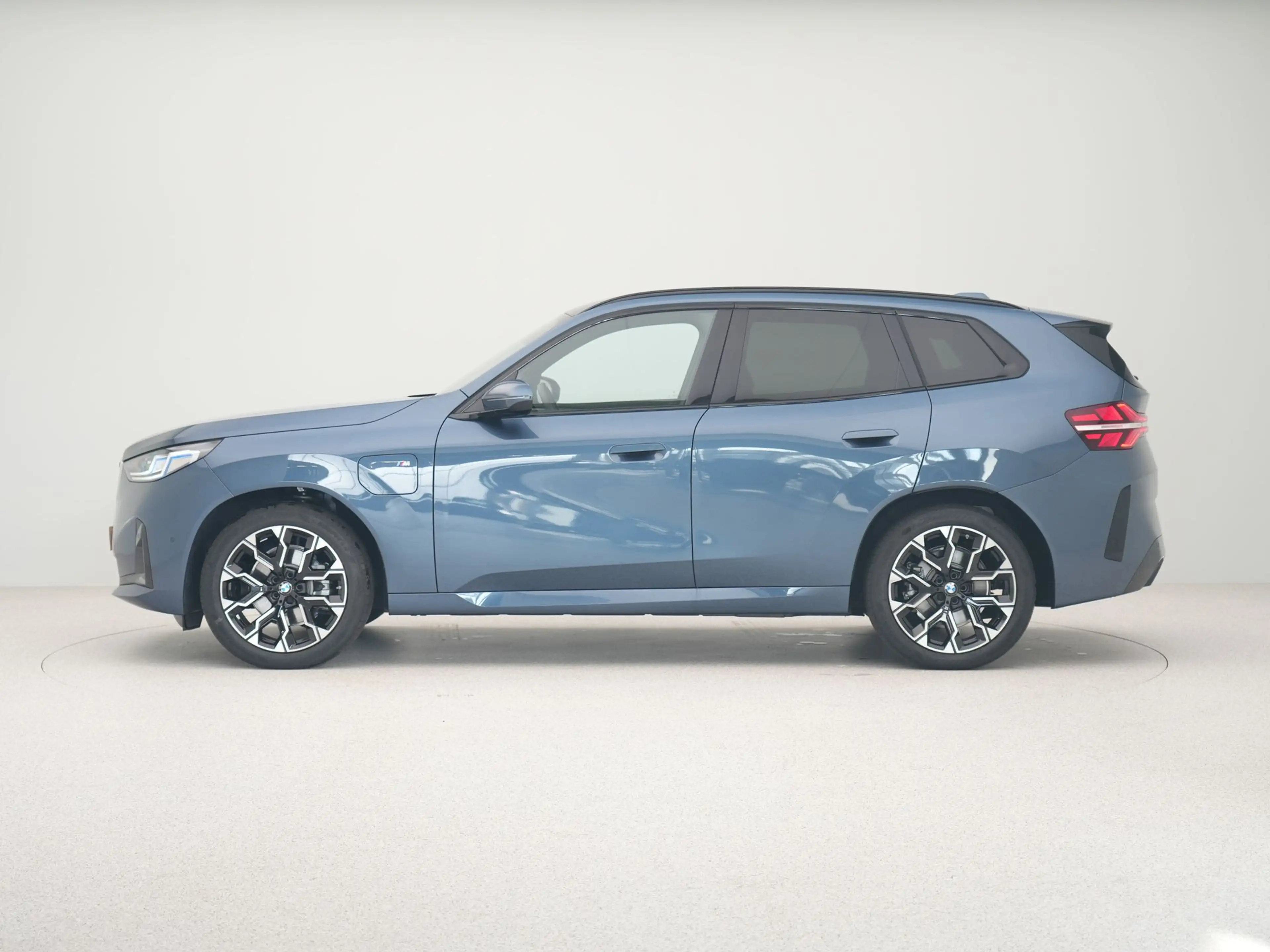 BMW X3 30e xDrive SoH 100% — photo 11