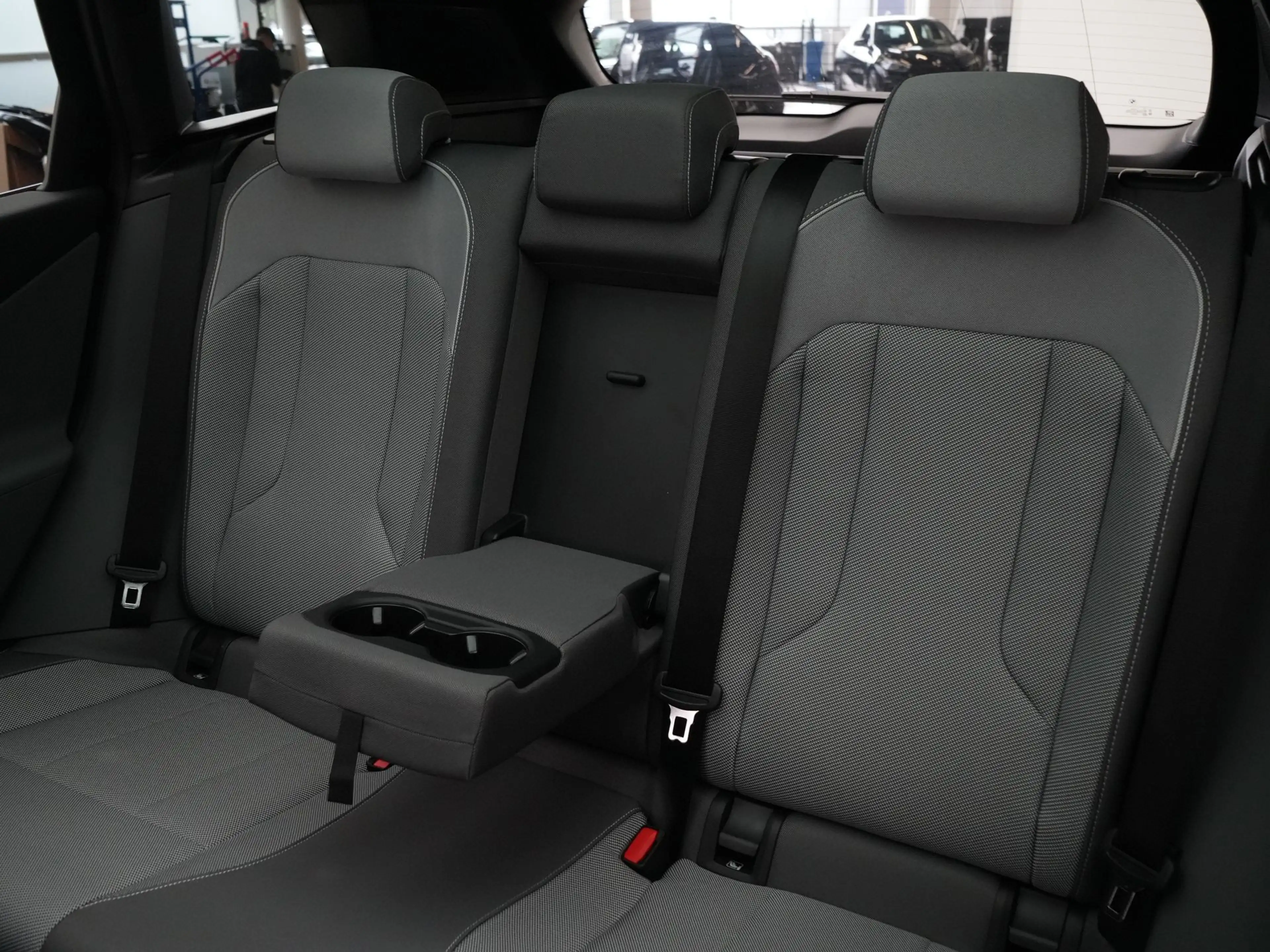 BMW X3 30e xDrive SoH 100% — photo 13
