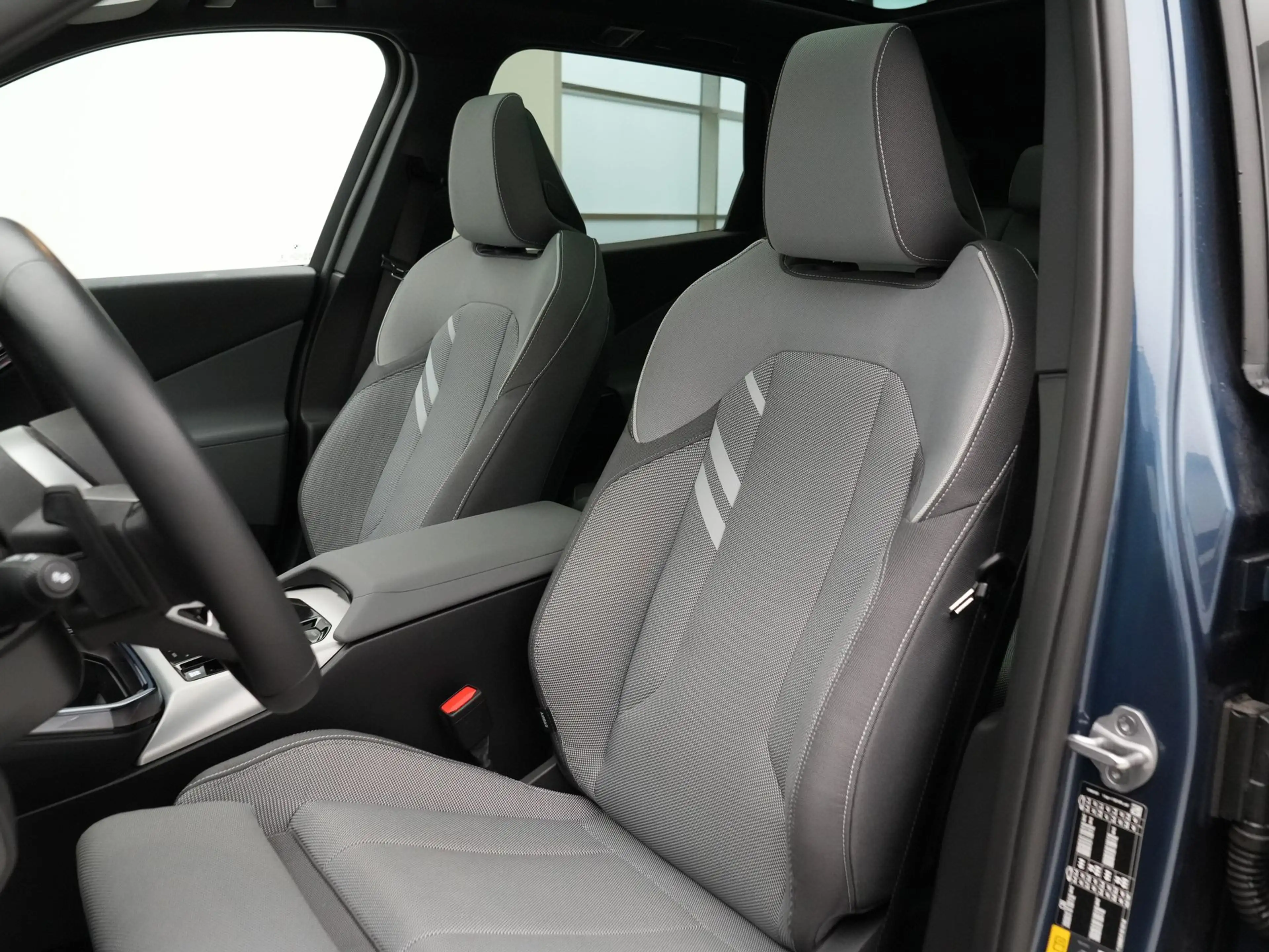 BMW X3 30e xDrive SoH 100% — photo 4