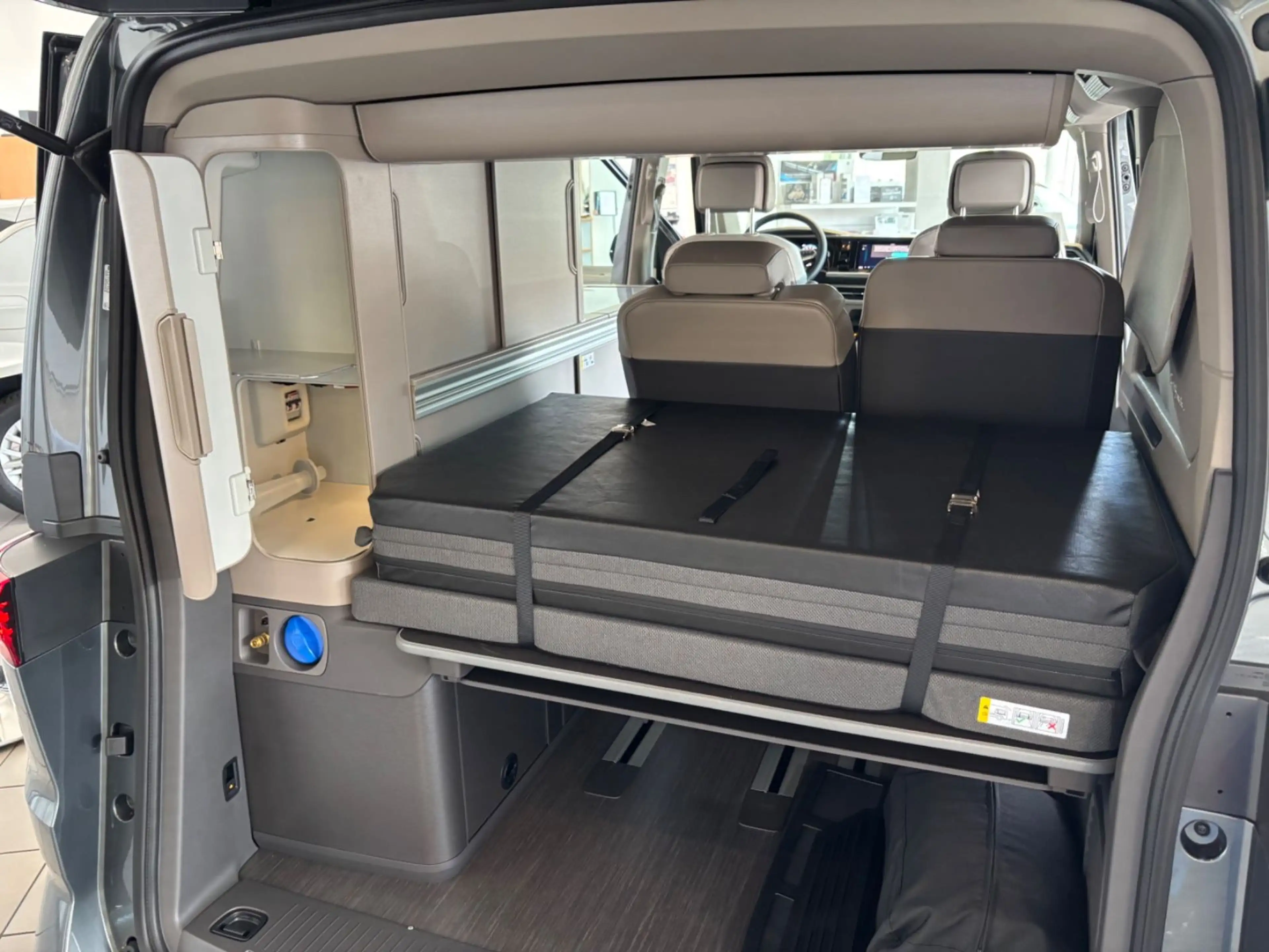 Volkswagen T7 California Ocean TDI DSG NP 105.000,- — photo 12