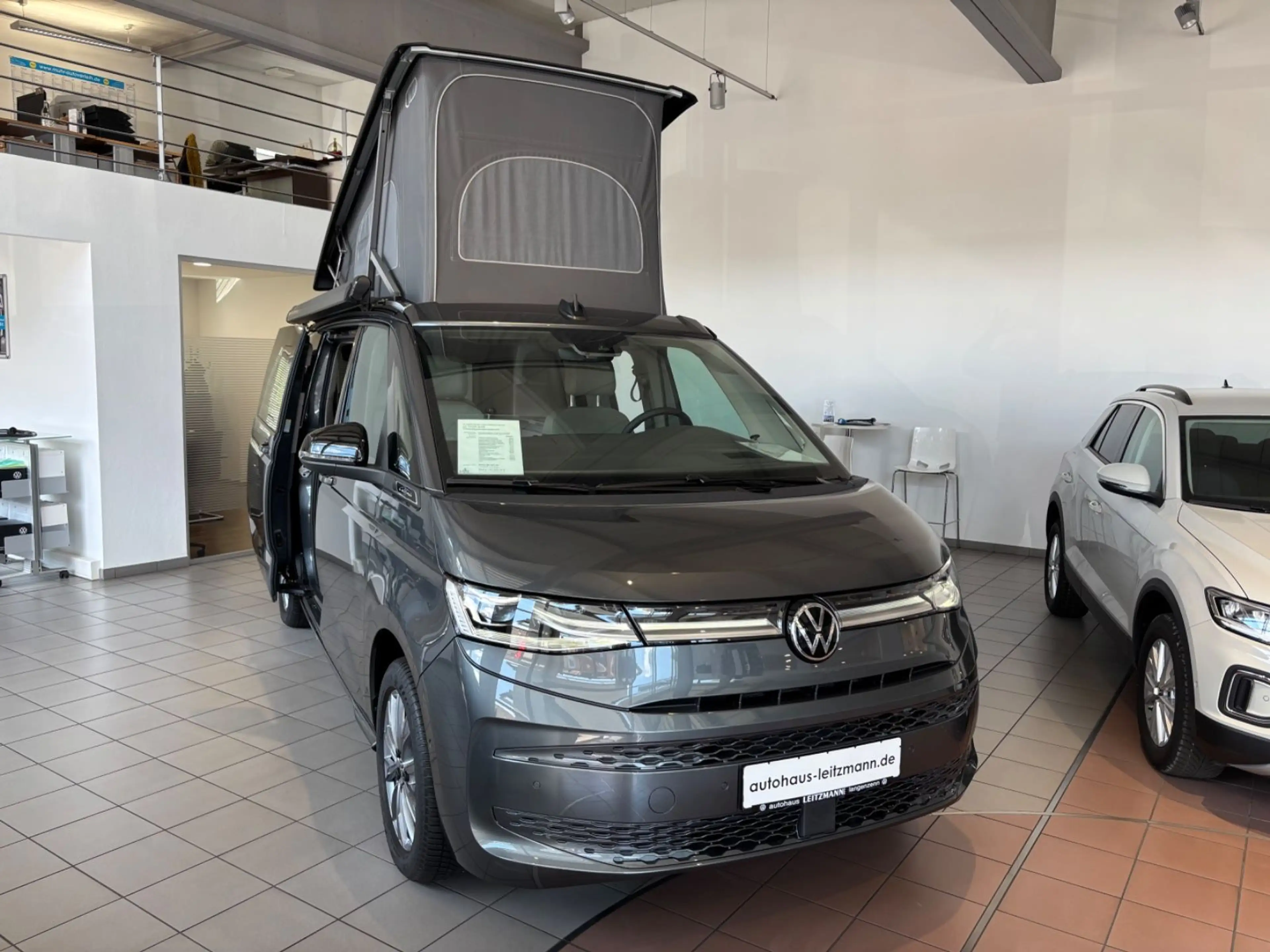 Volkswagen T7 California Ocean TDI DSG NP 105.000,-
