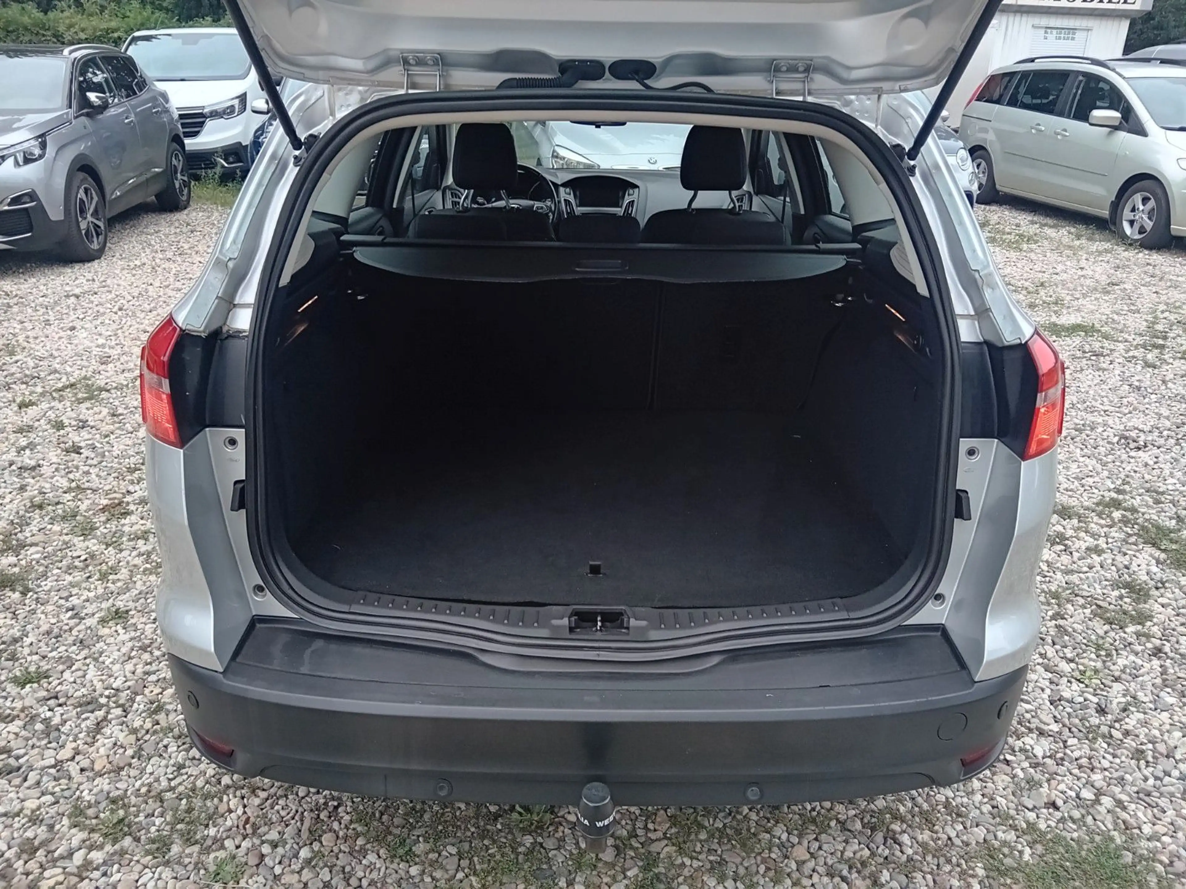 Ford Focus 1.6 TDCi Turnier * ZAHNRIEMEN+INSP+TÜV neu — photo 10