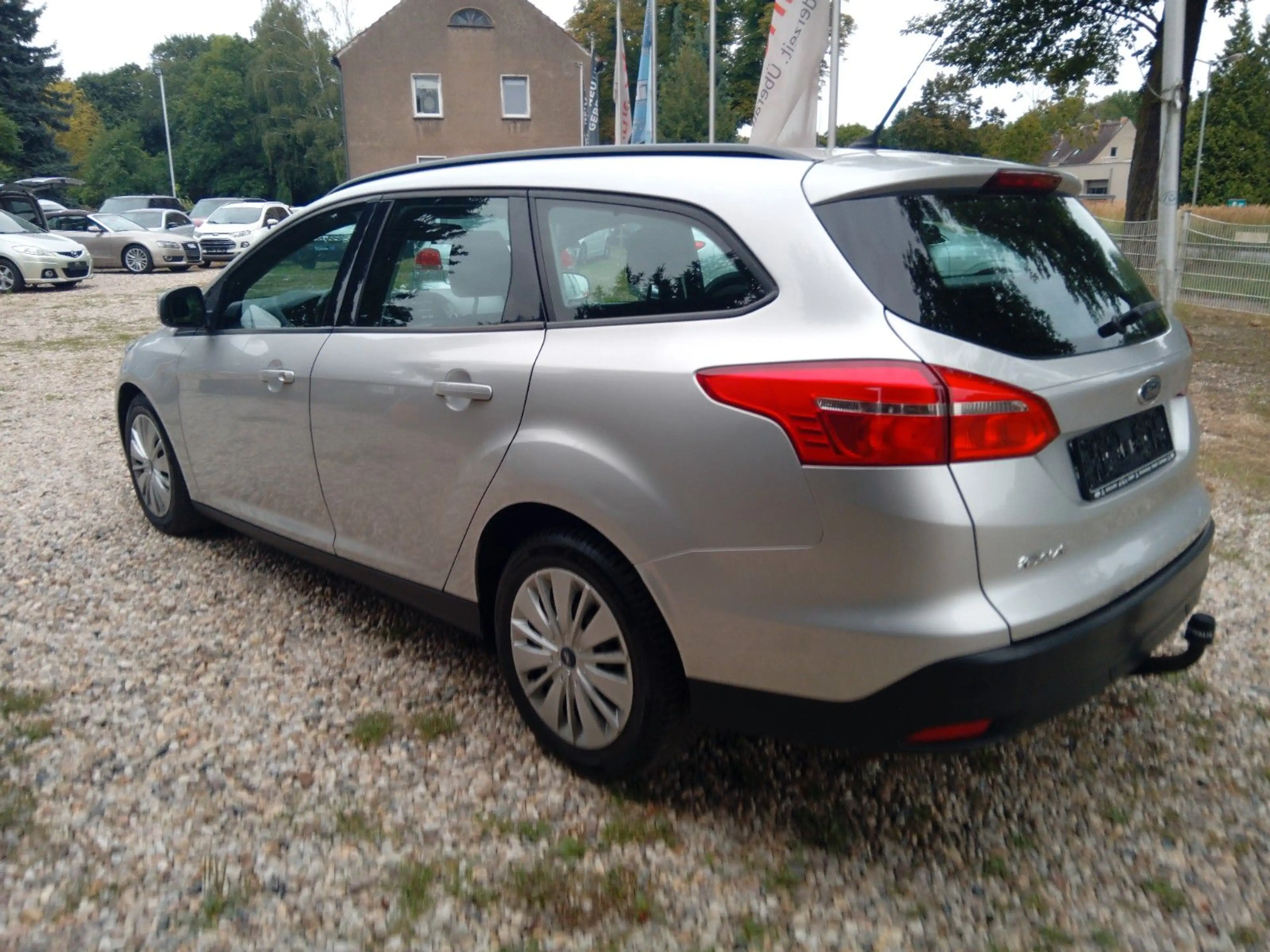 Ford Focus 1.6 TDCi Turnier * ZAHNRIEMEN+INSP+TÜV neu — photo 2