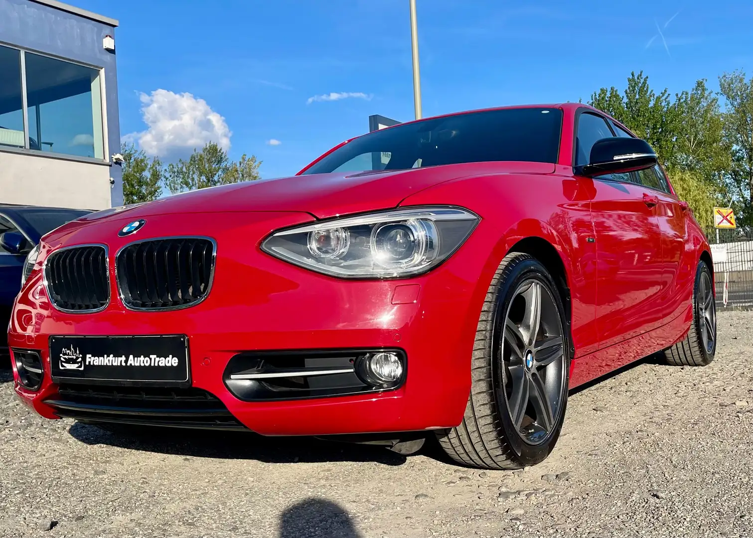 BMW 118 118 i *SPORT*B-XENON*NAVI*BENZIN*M-Technic*GARANTI Rot - 1