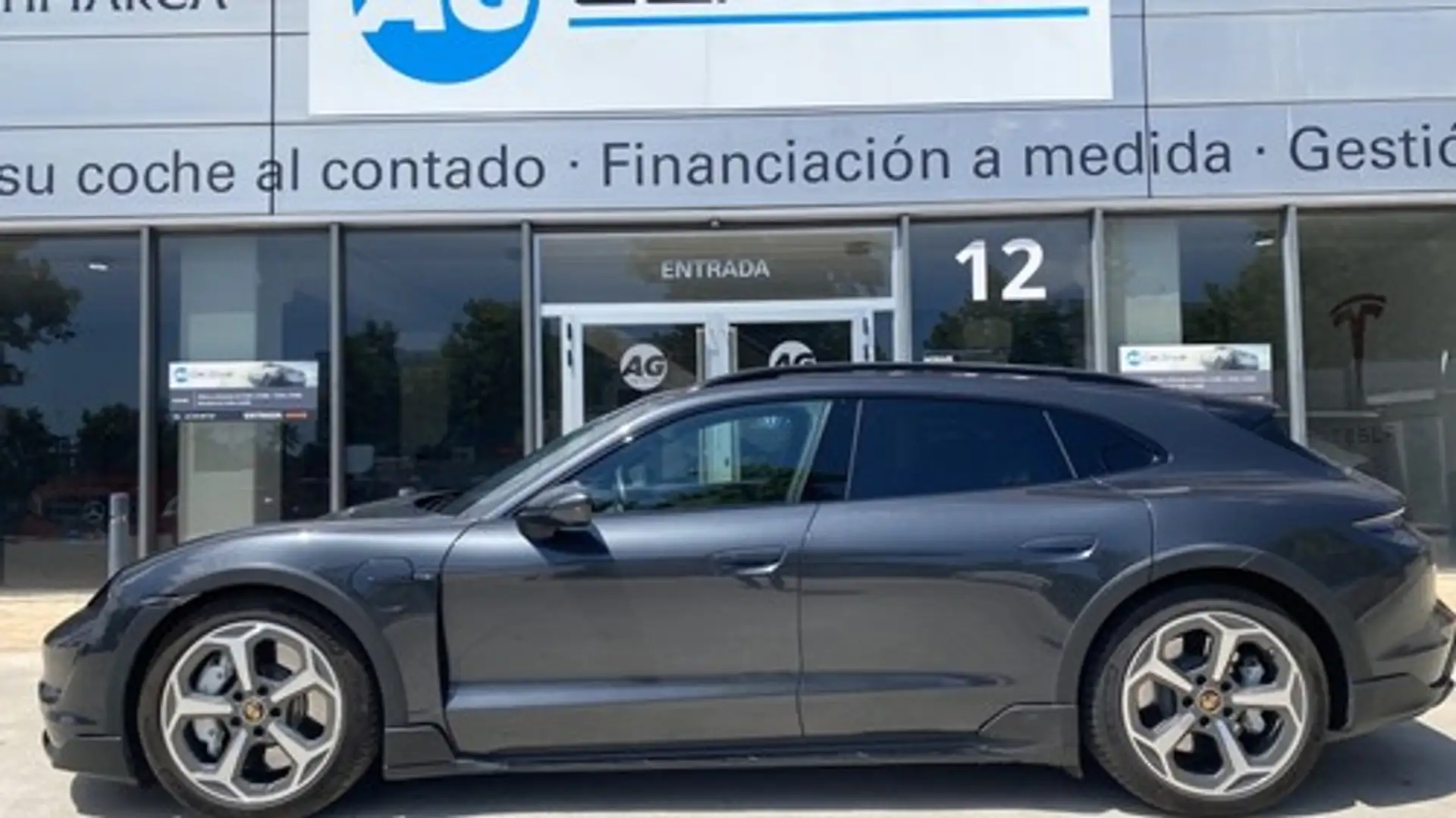 Porsche Taycan Turbo Cross Turismo Gris - 1