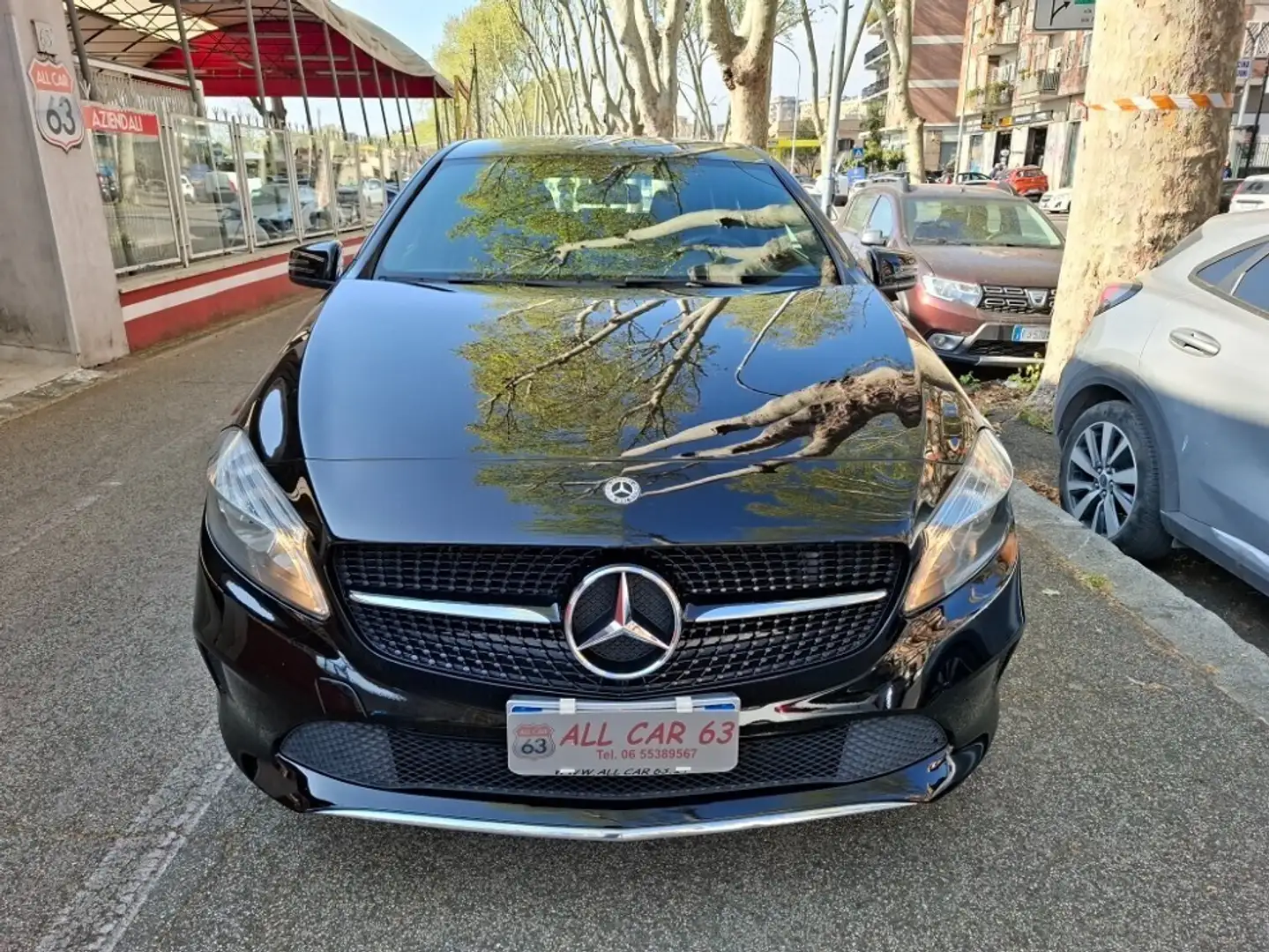 Mercedes-Benz A 180 1.5 AUTOMATICA UNIPRO' RETROCAMERA NAVI PELLE Nero - 2