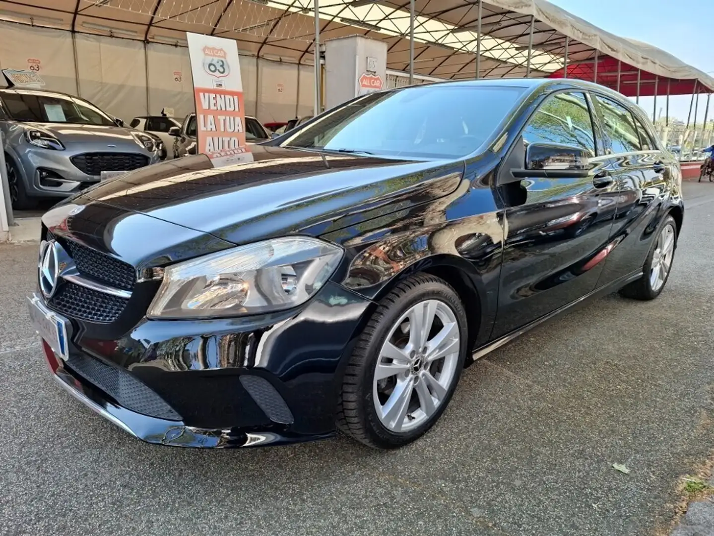 Mercedes-Benz A 180 1.5 AUTOMATICA UNIPRO' RETROCAMERA NAVI PELLE Nero - 1