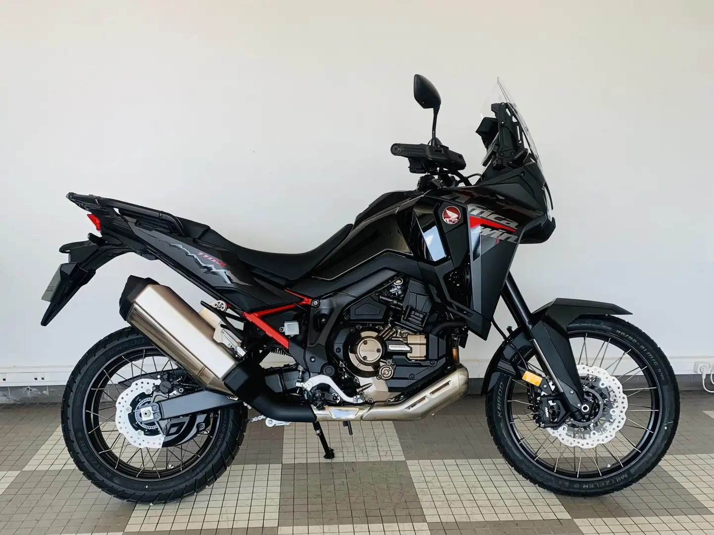Honda CRF 1100 Noir - 1
