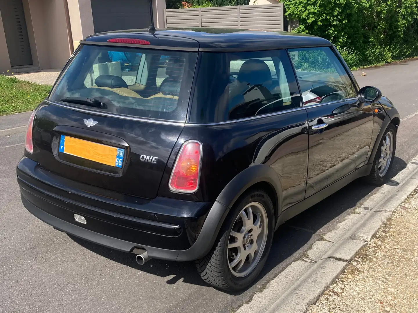 MINI One Mini 1.6i - 90 One Pack Noir - 2