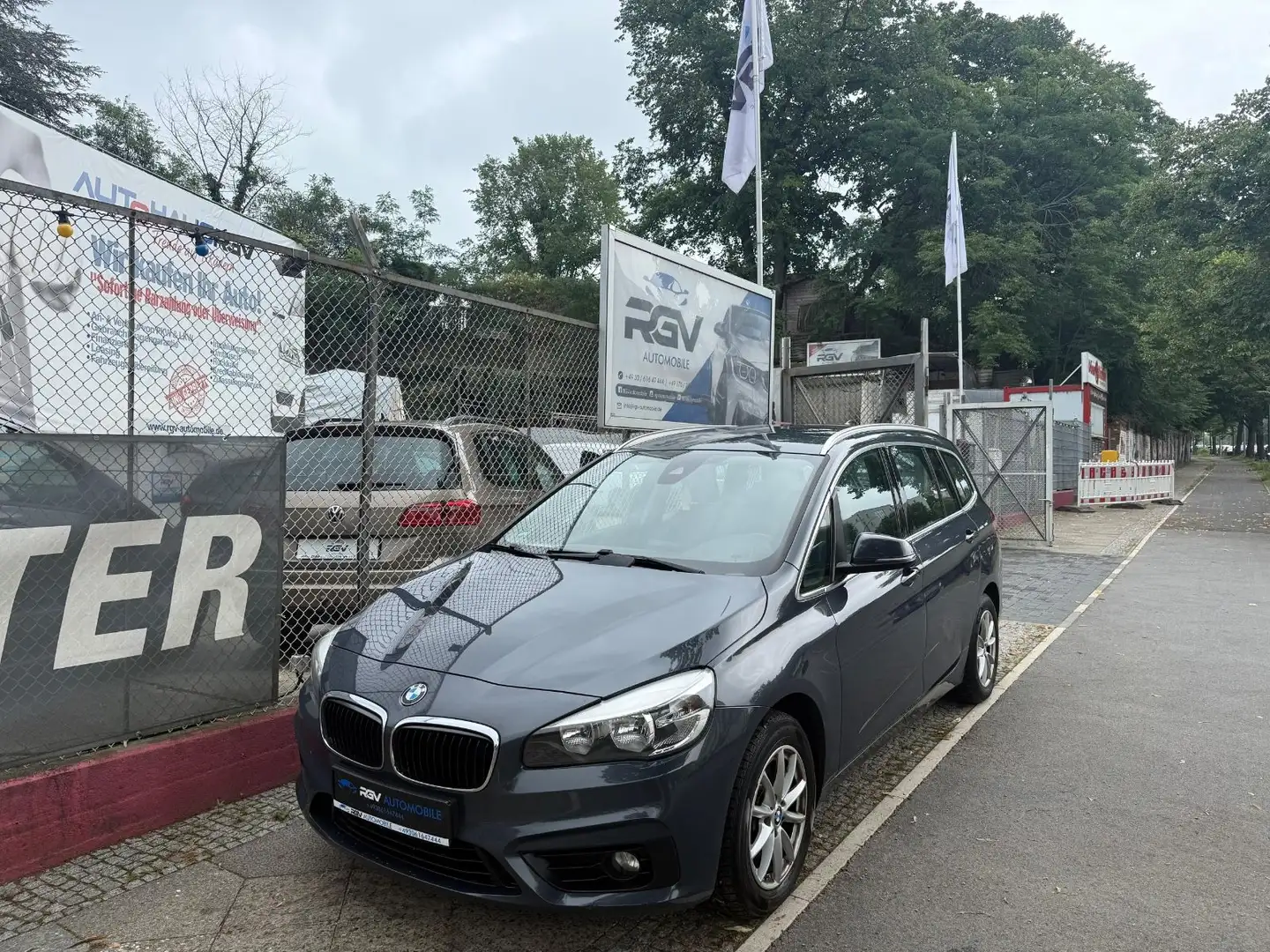 BMW 216 Baureihe 2 Gran Tourer 216 d Advantage *7 SITZE Szürke - 1