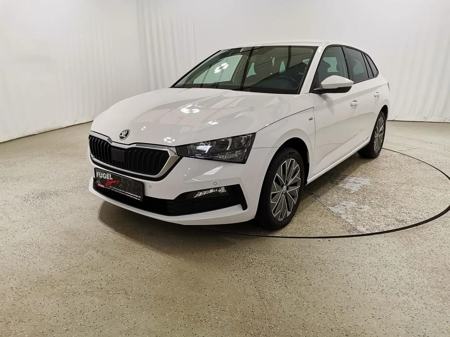 Skoda Scala 1.5 TSI Clever LED|Navi|SHZ Weiß - 2