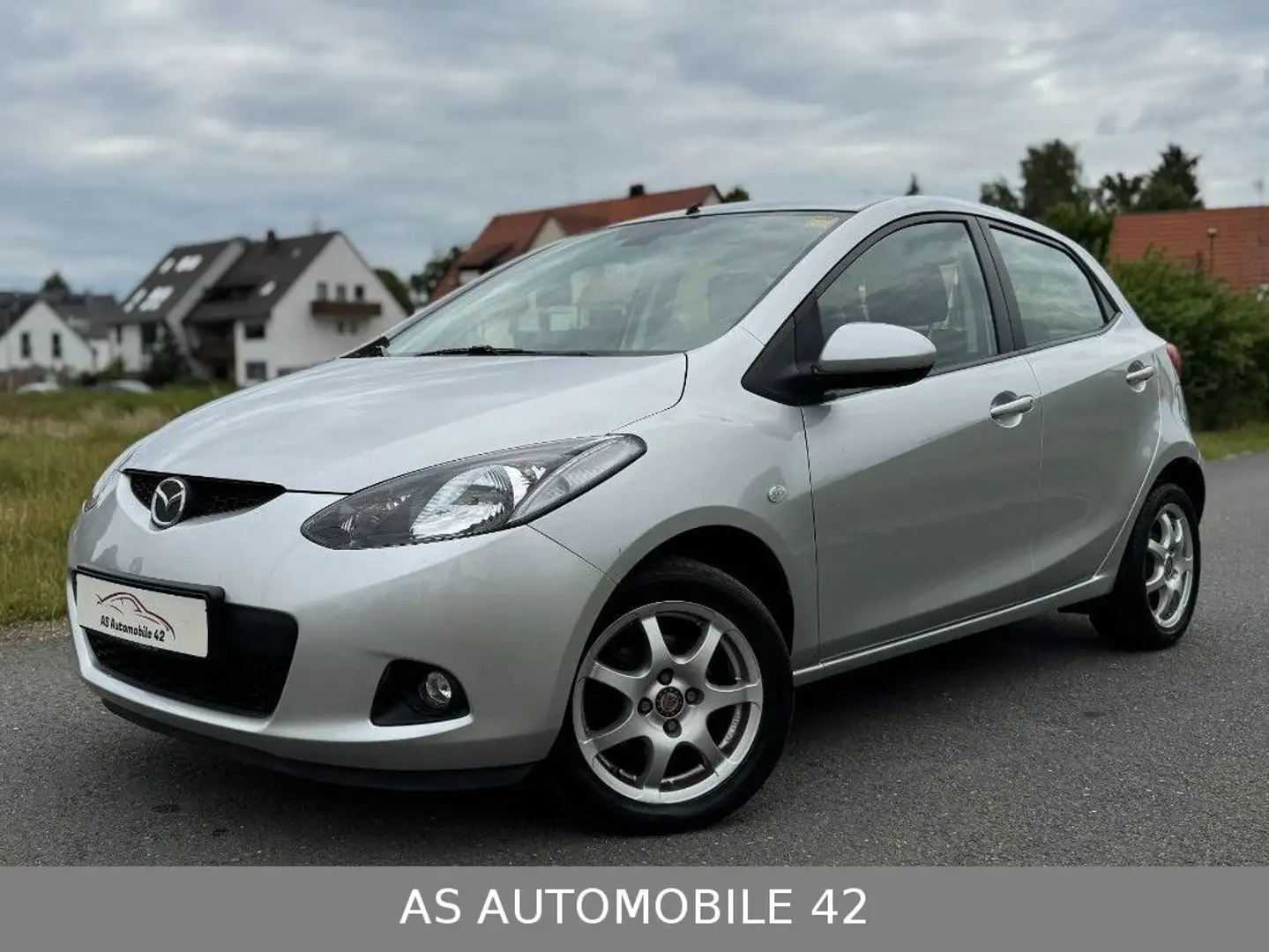 Mazda 2 Lim. 1.3 Impression *SHZ*PDC*KLIMA* Argento - 1