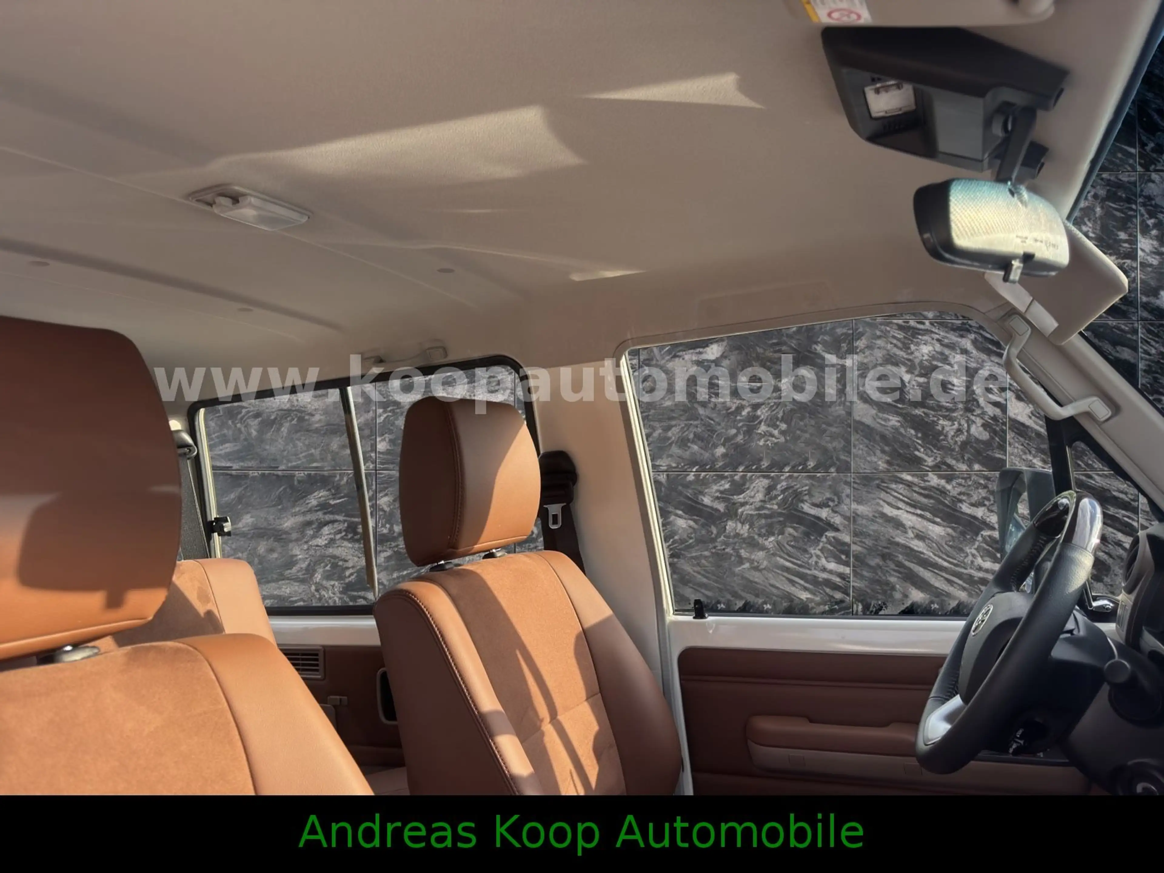 Toyota Land Cruiser GDJ 71 SDLX+ Autom LED Leder SOFORT — photo 9