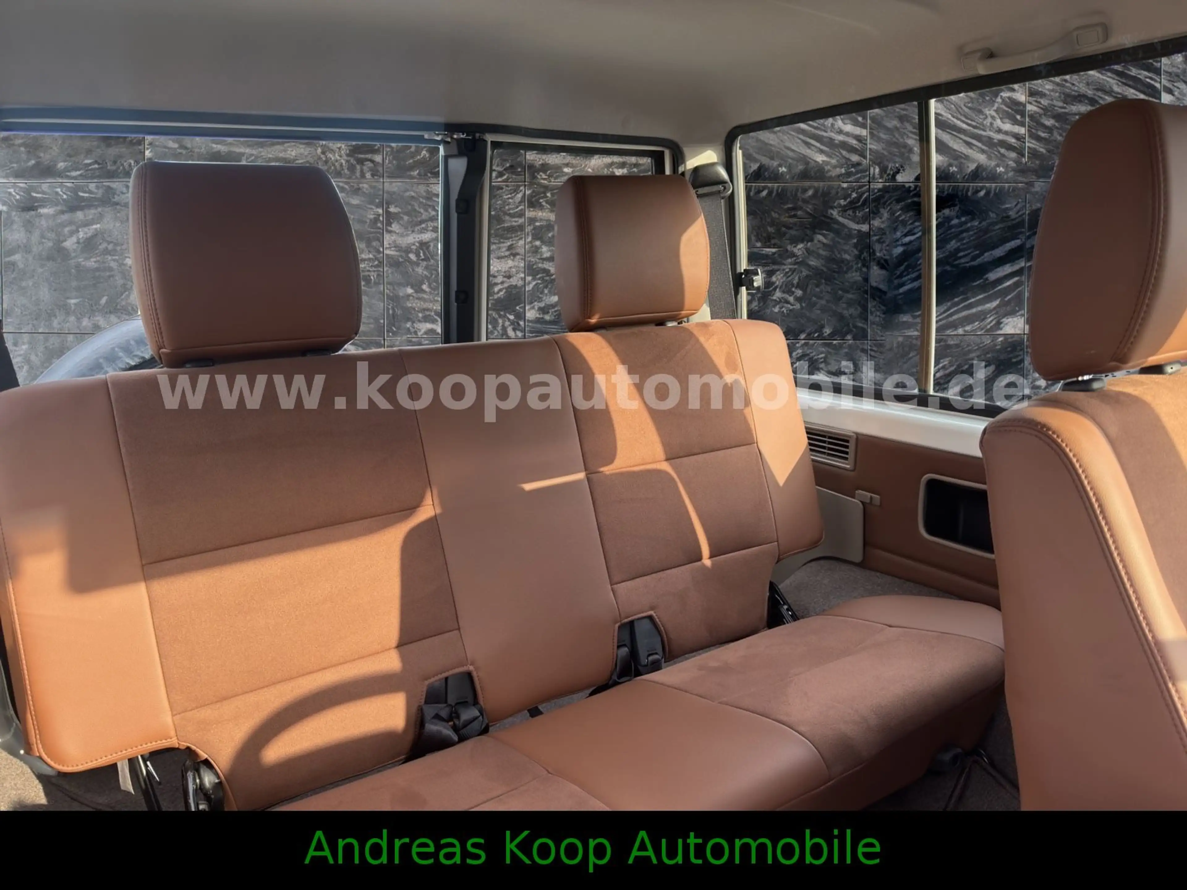 Toyota Land Cruiser GDJ 71 SDLX+ Autom LED Leder SOFORT — photo 11