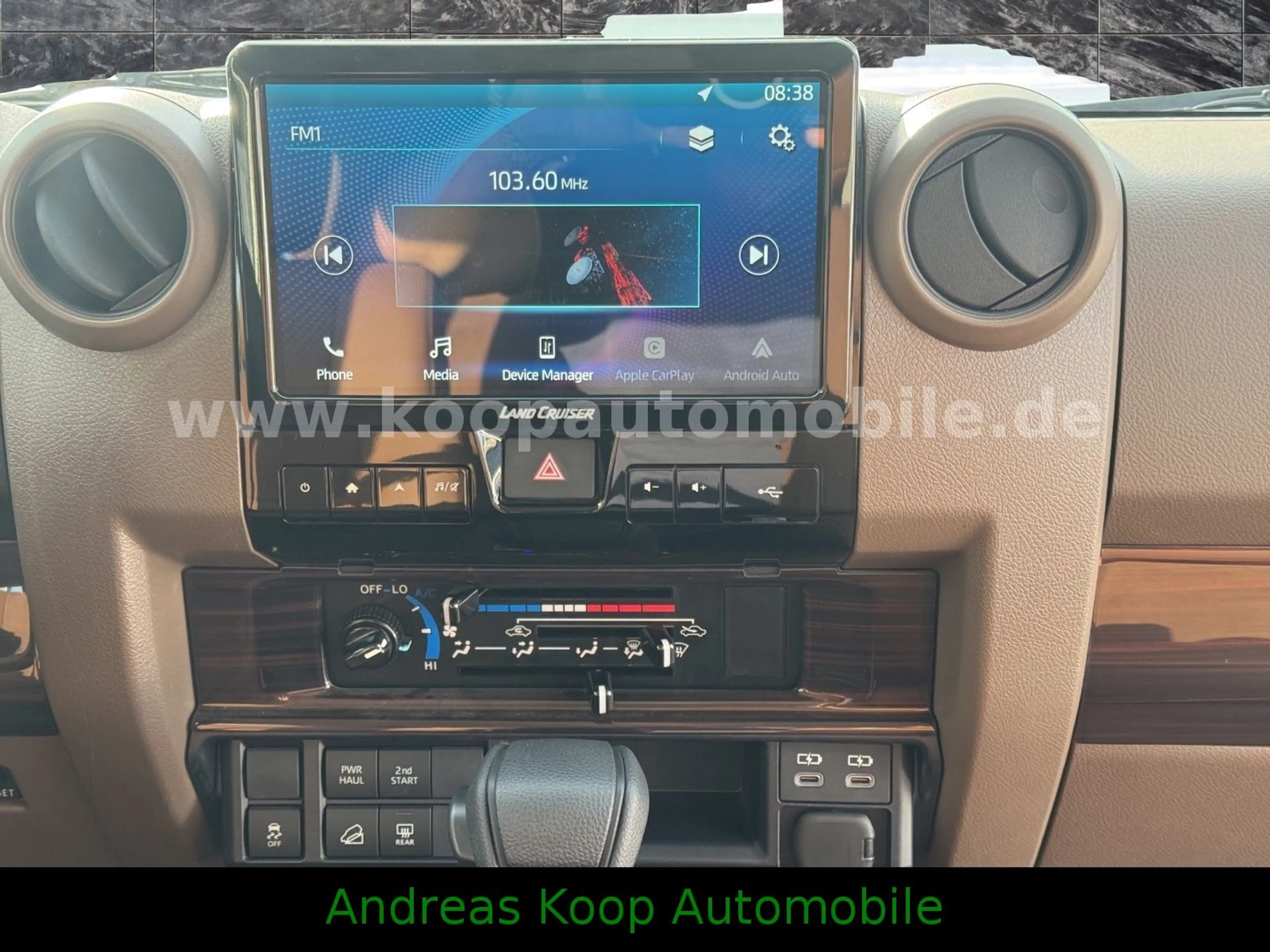 Toyota Land Cruiser GDJ 71 SDLX+ Autom LED Leder SOFORT — photo 8