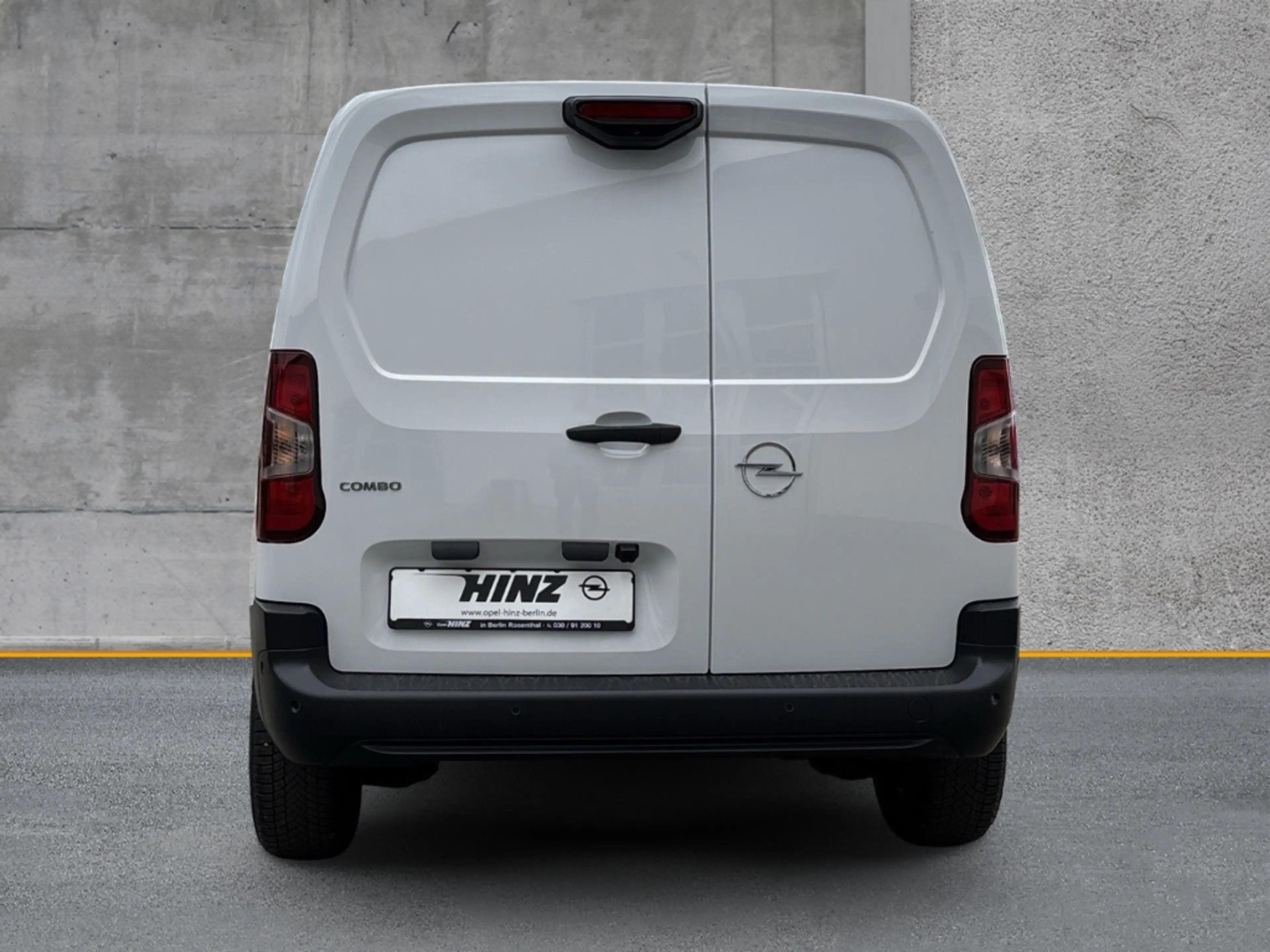 Opel Combo Cargo M 1.2 ,Navi,LED,Kamera,Allwetterreifen,PDC,T — photo 4