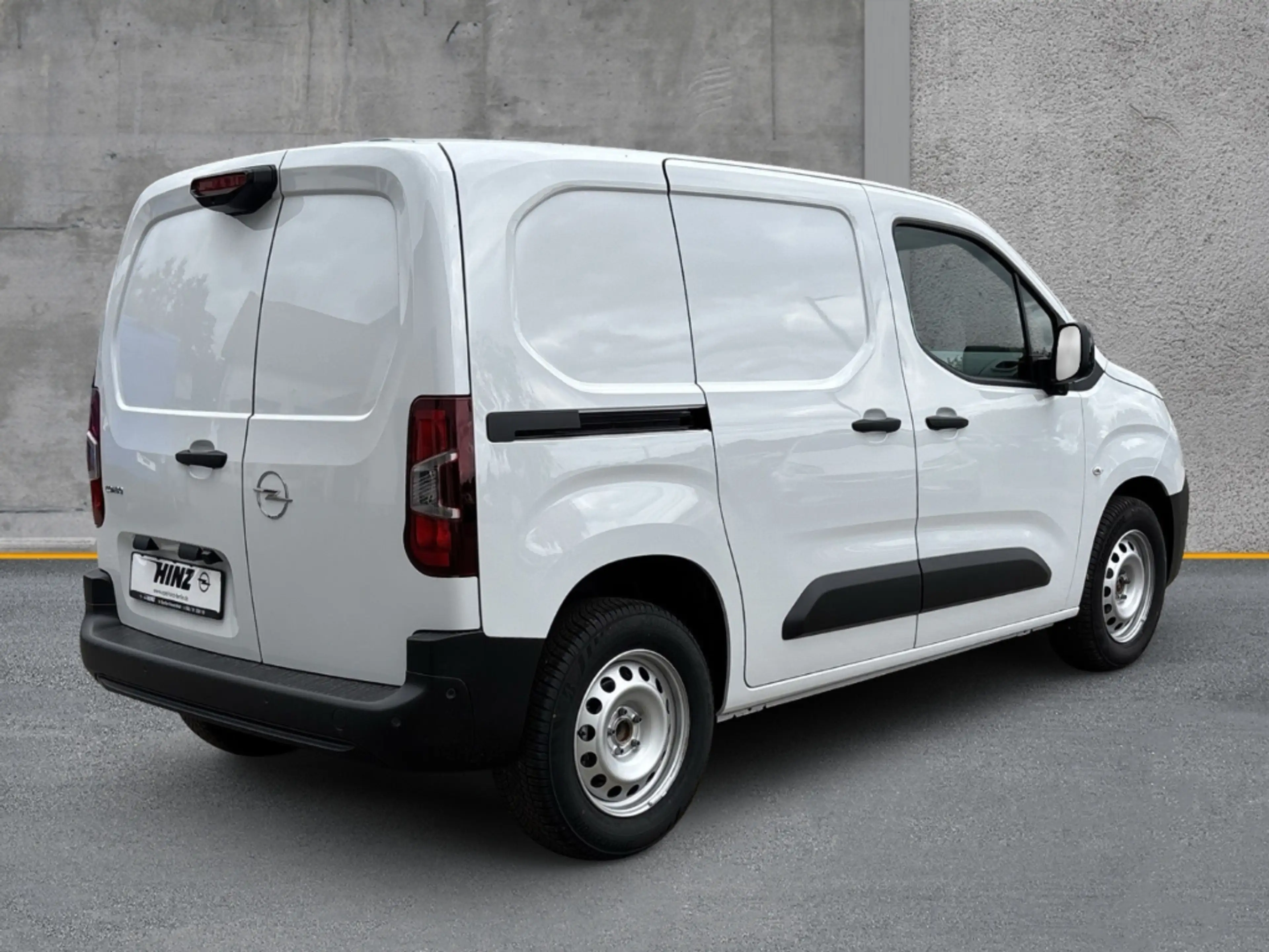 Opel Combo Cargo M 1.2 ,Navi,LED,Kamera,Allwetterreifen,PDC,T — photo 3