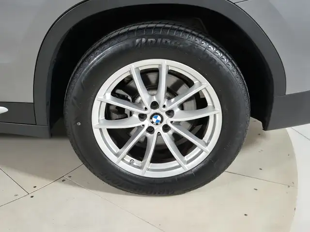 BMW X3 view 15