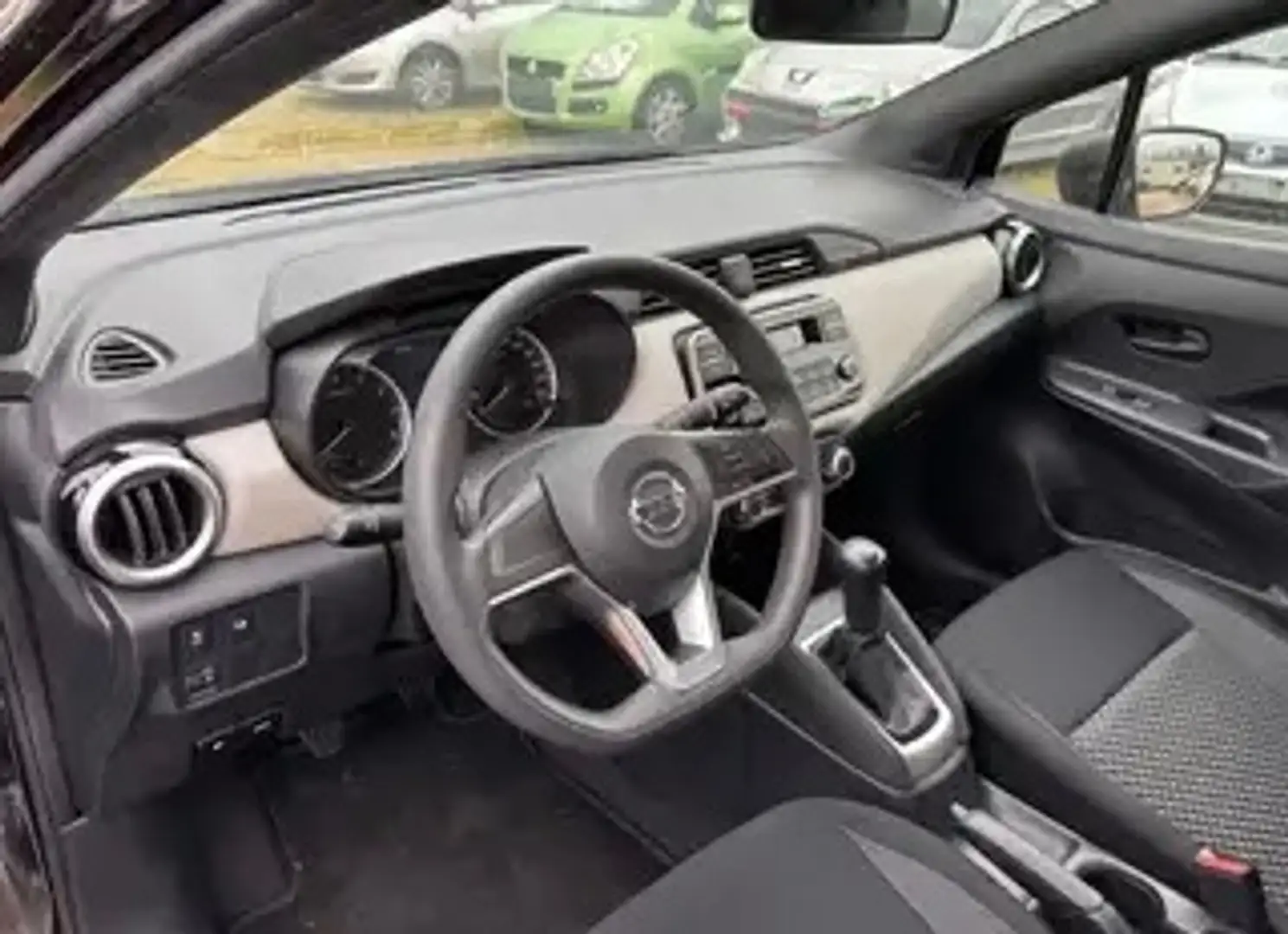 Nissan Micra 1,0 IG-T Visia Schwarz - 1