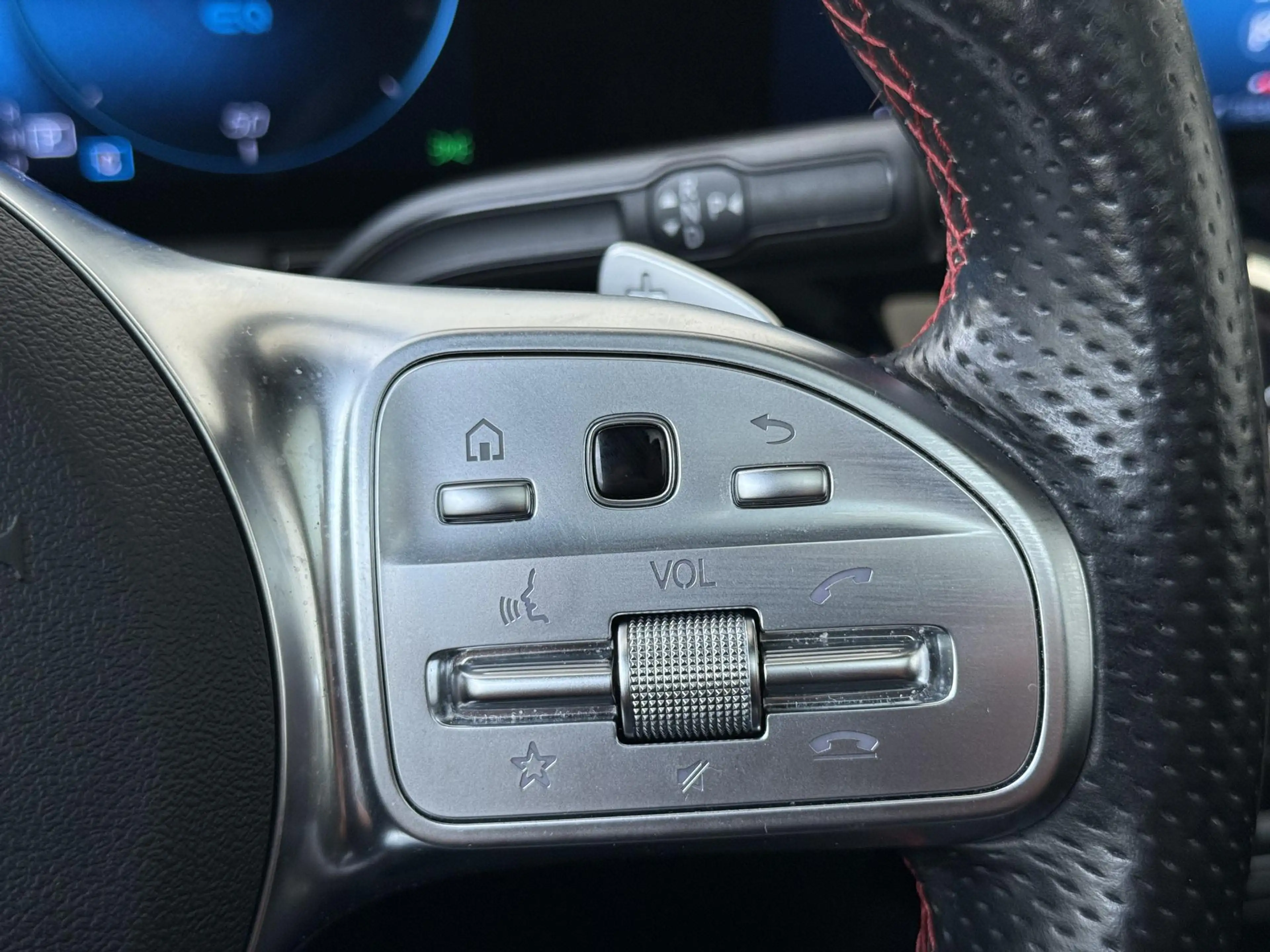 Mercedes-Benz EQA 250 Business Solution AMG 67 kWh Panoramadak / Keyless — photo 13