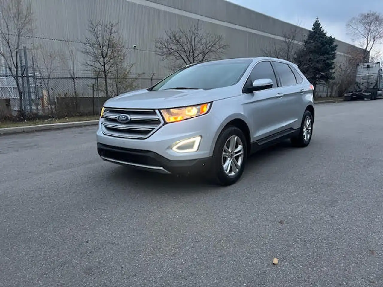 2016 Ford Edge