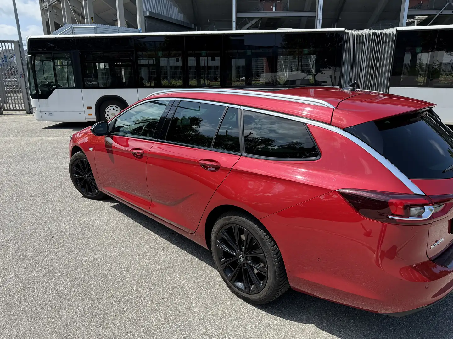Opel Insignia Business Elegance Rot - 2