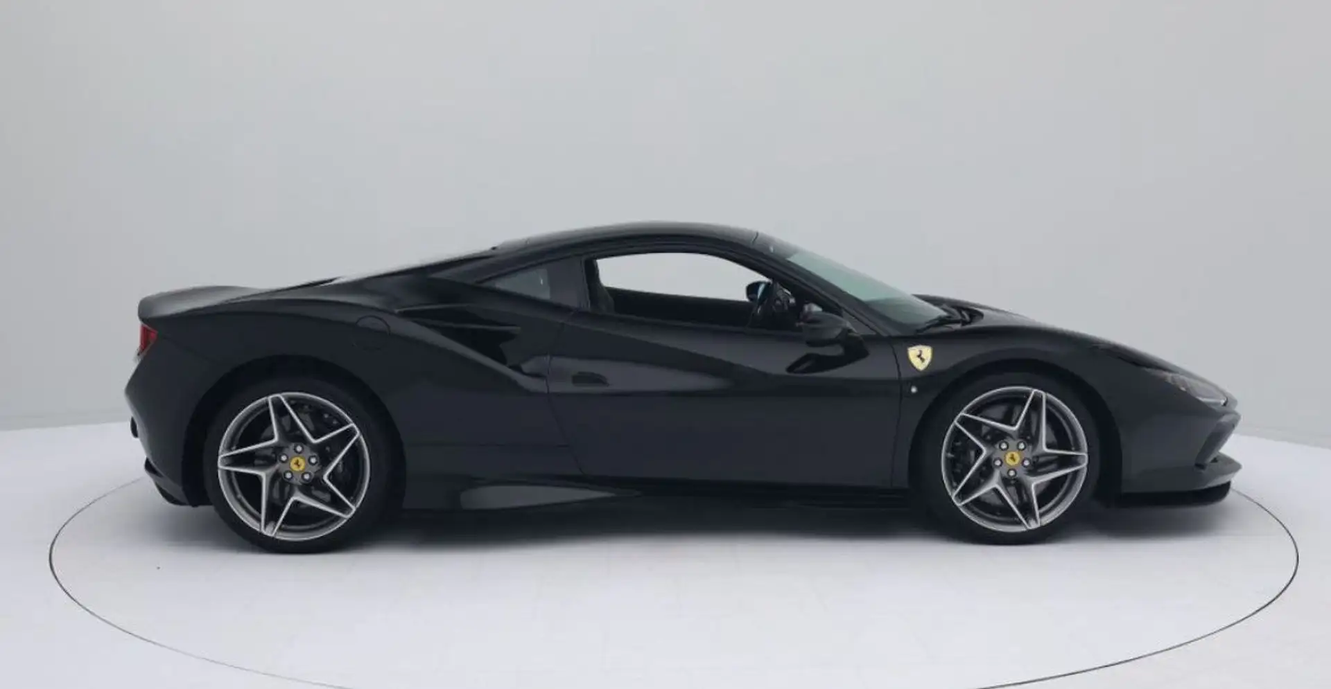 Ferrari F8 Tributo Carbone - 2