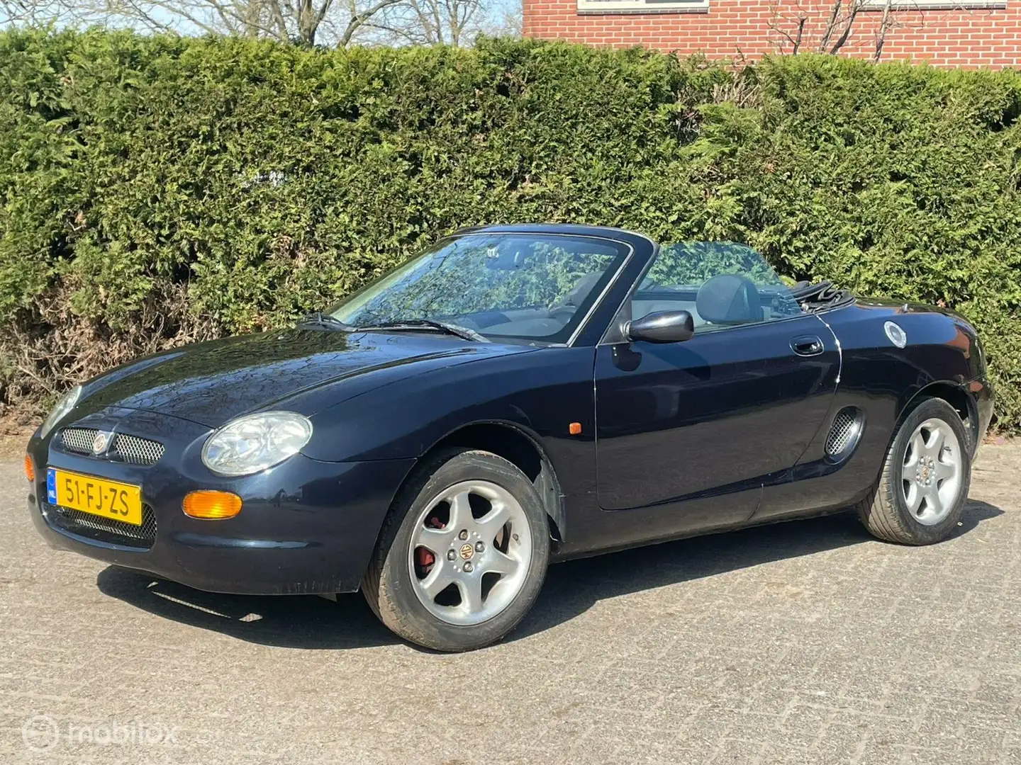 MG MGF 1.8i Coupé LE Heritage Black - 1