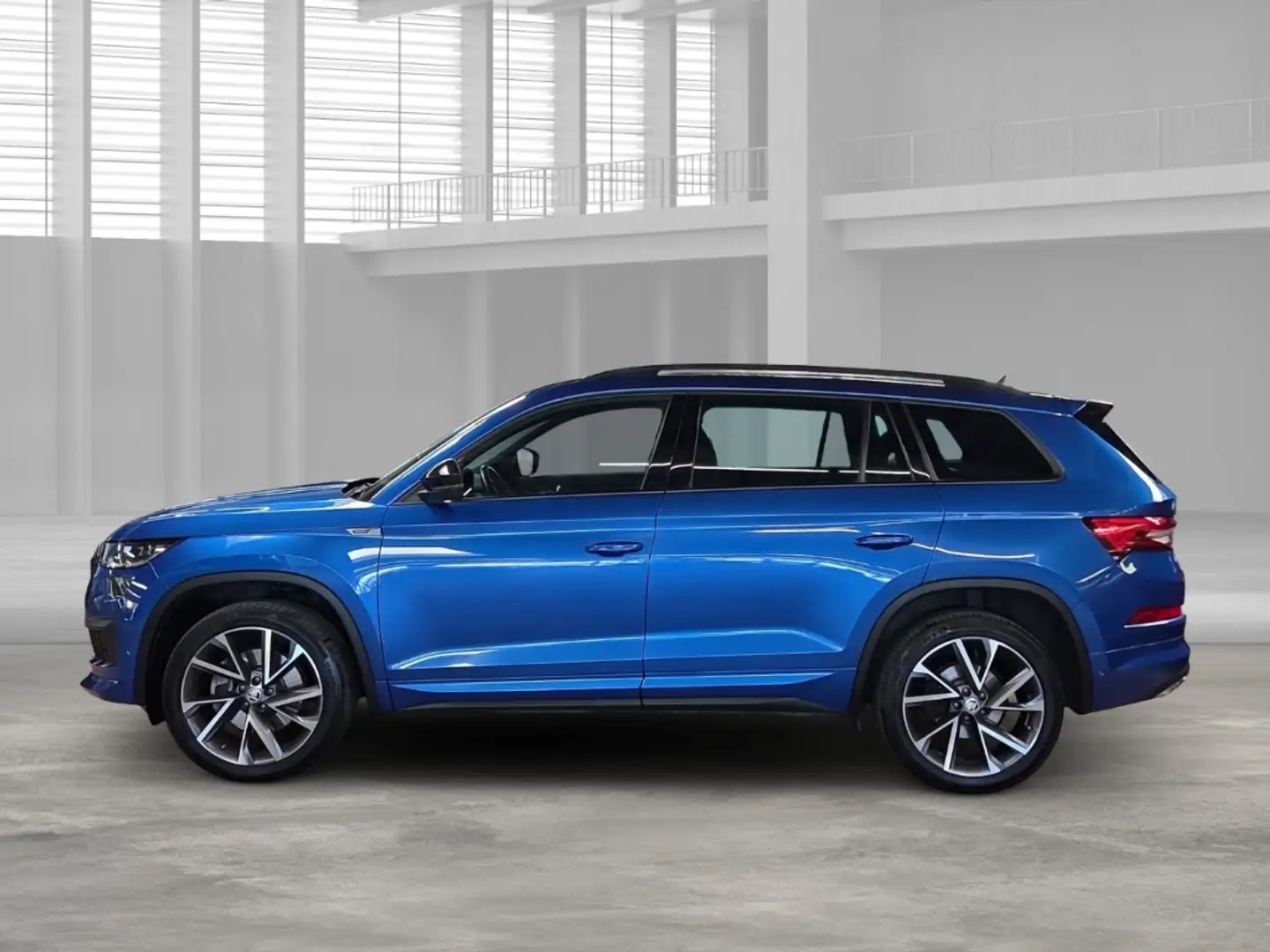 Skoda Kodiaq Sportline 2.0 TSI 4x4 AD StandHZG AHK El. Panodach Blau - 2